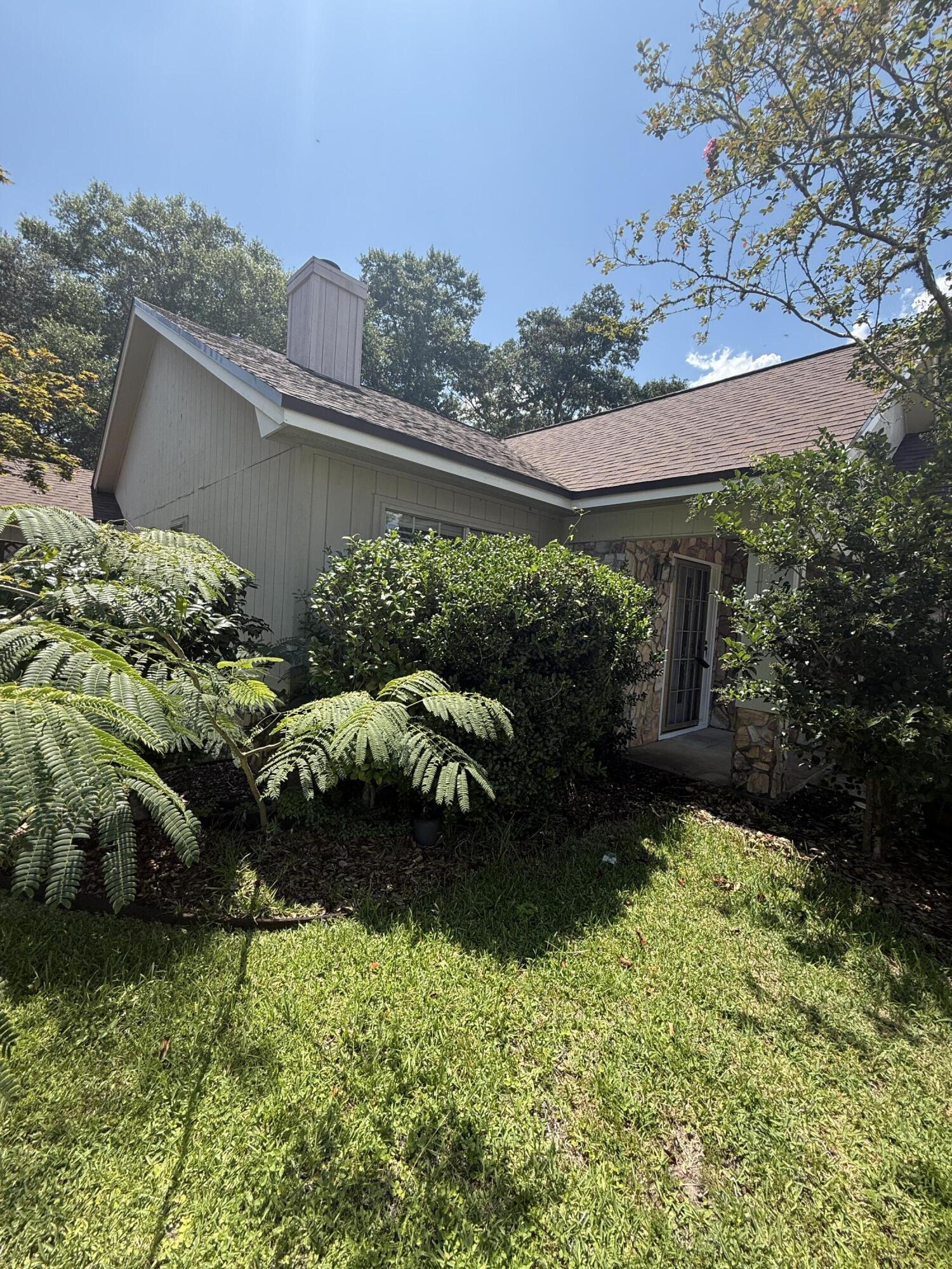CROSSWINDS LANDING - Residential Lease