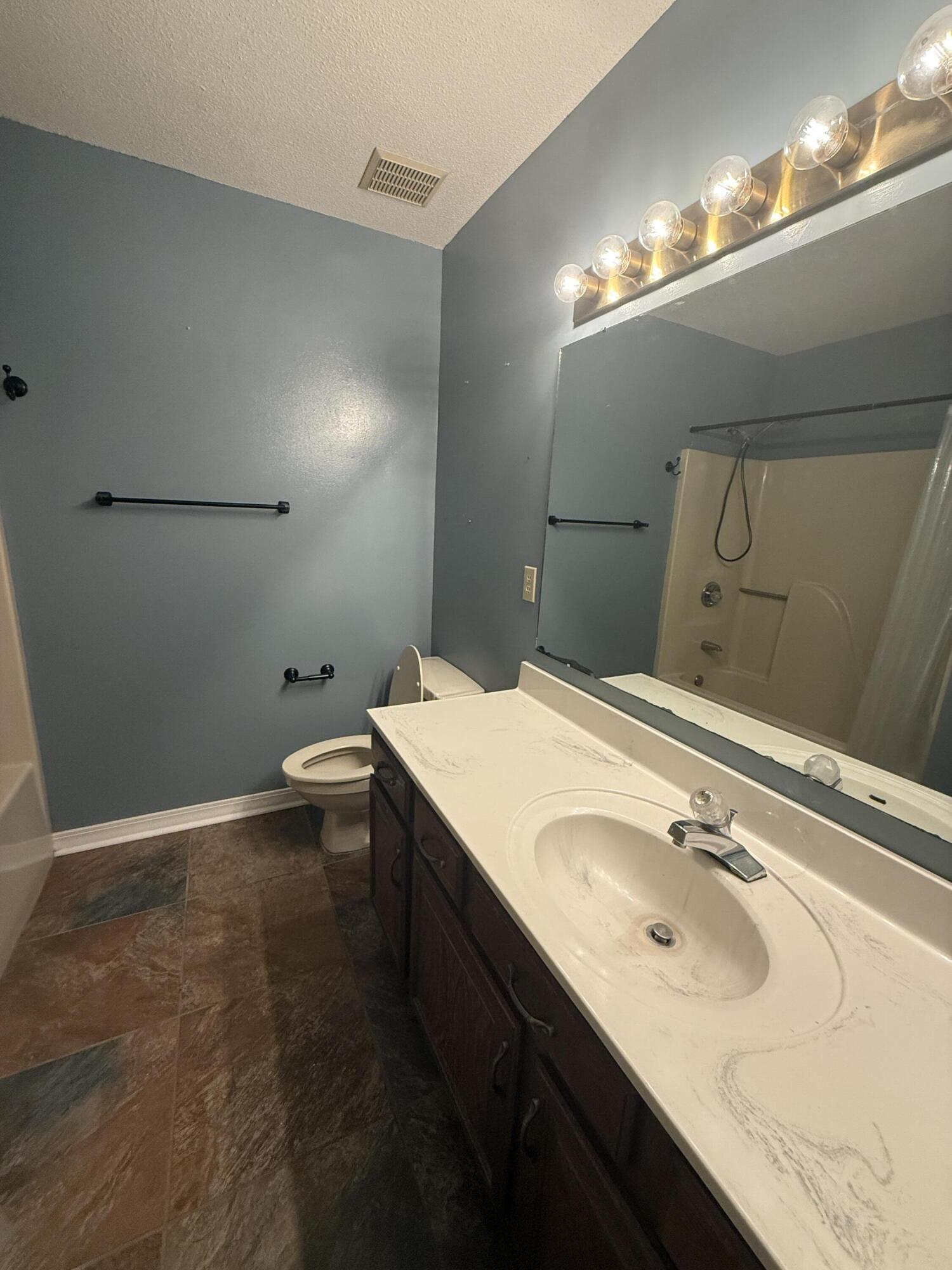 CROSSWINDS LANDING - Residential Lease