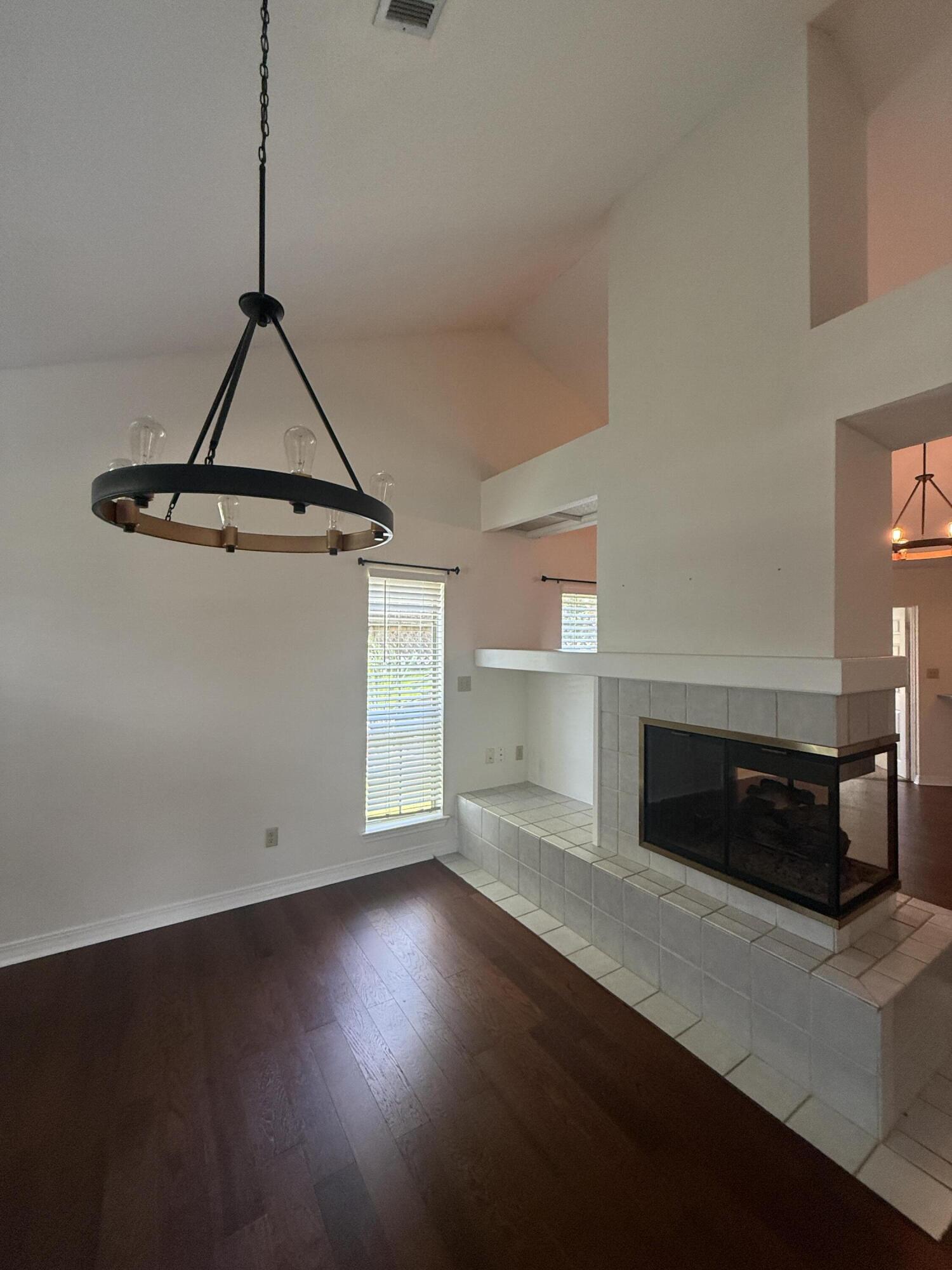 CROSSWINDS LANDING - Residential Lease