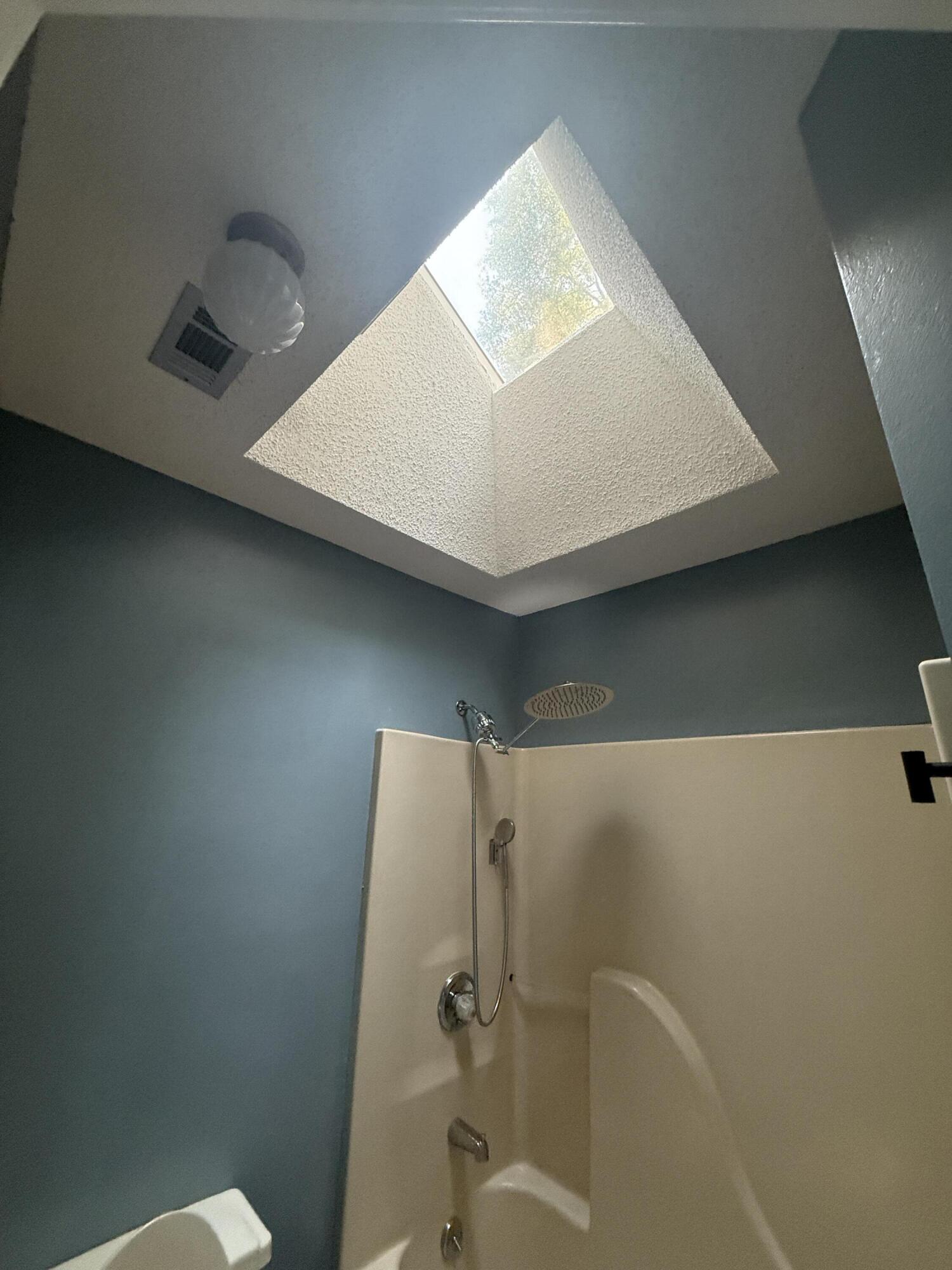 CROSSWINDS LANDING - Residential Lease