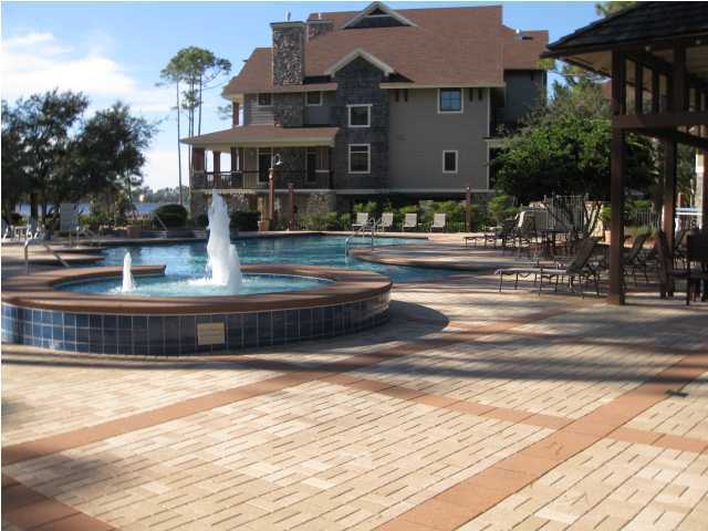 WILD HERON LAKESIDE LODGE - Residential