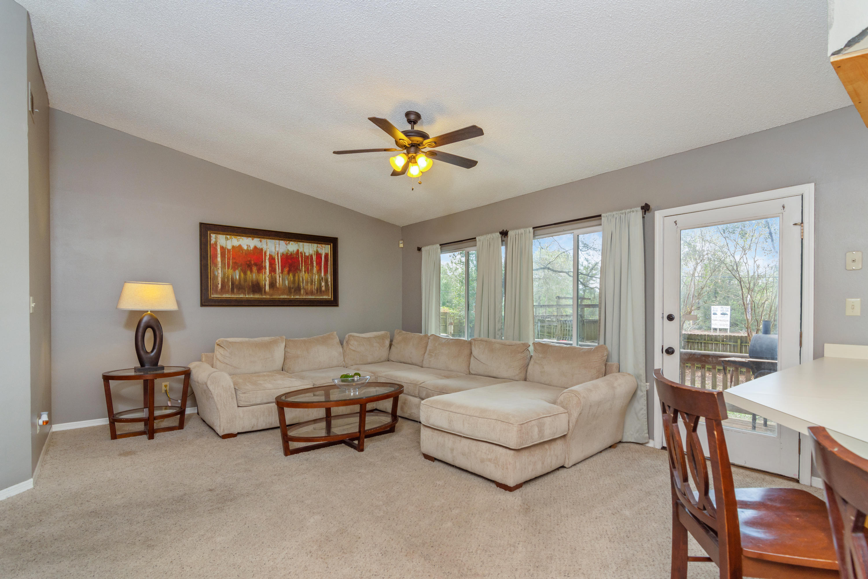 COUNTRY CLUB ESTATES 1 OF CRESTVIEW - Residential