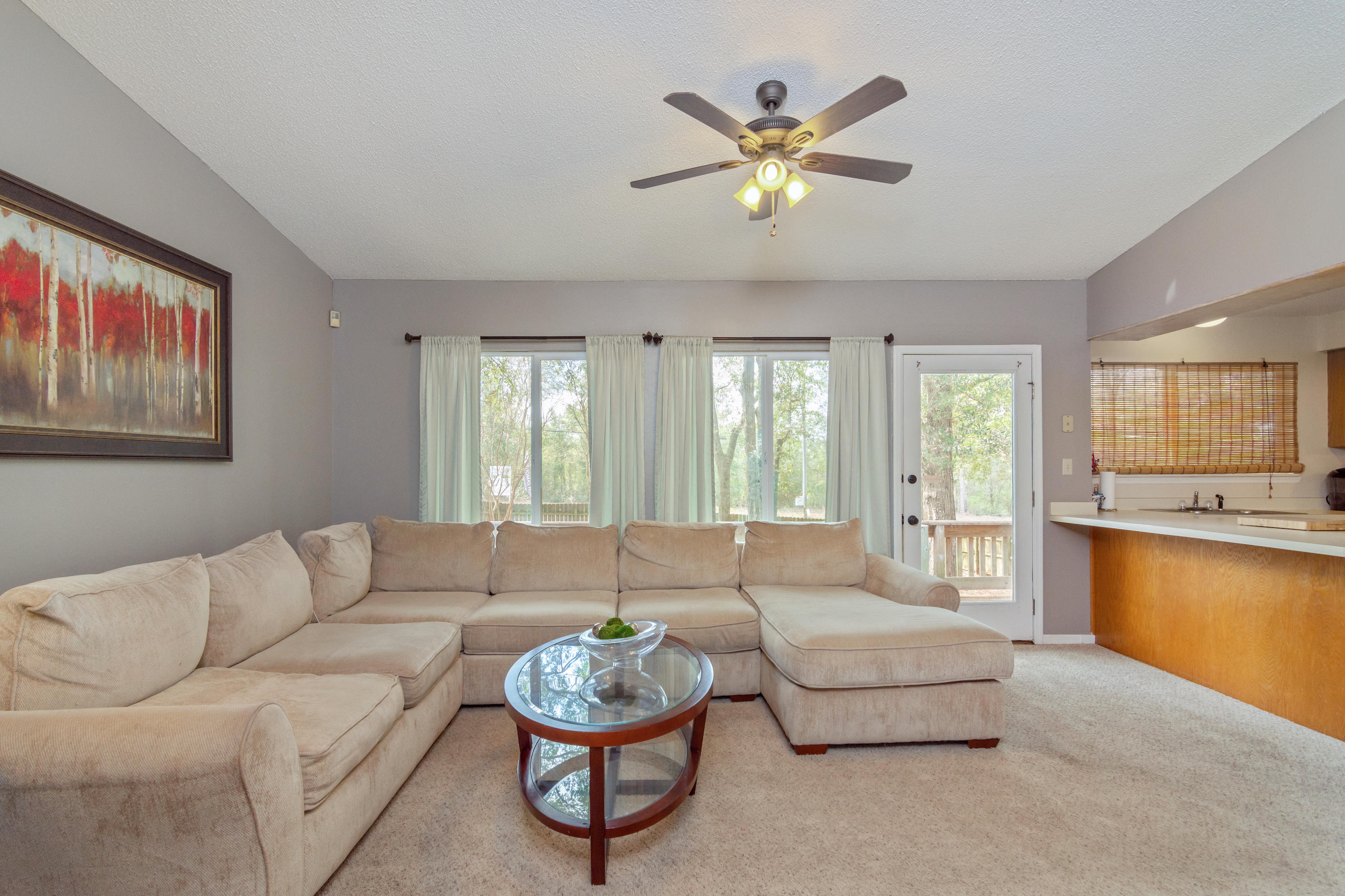 COUNTRY CLUB ESTATES 1 OF CRESTVIEW - Residential