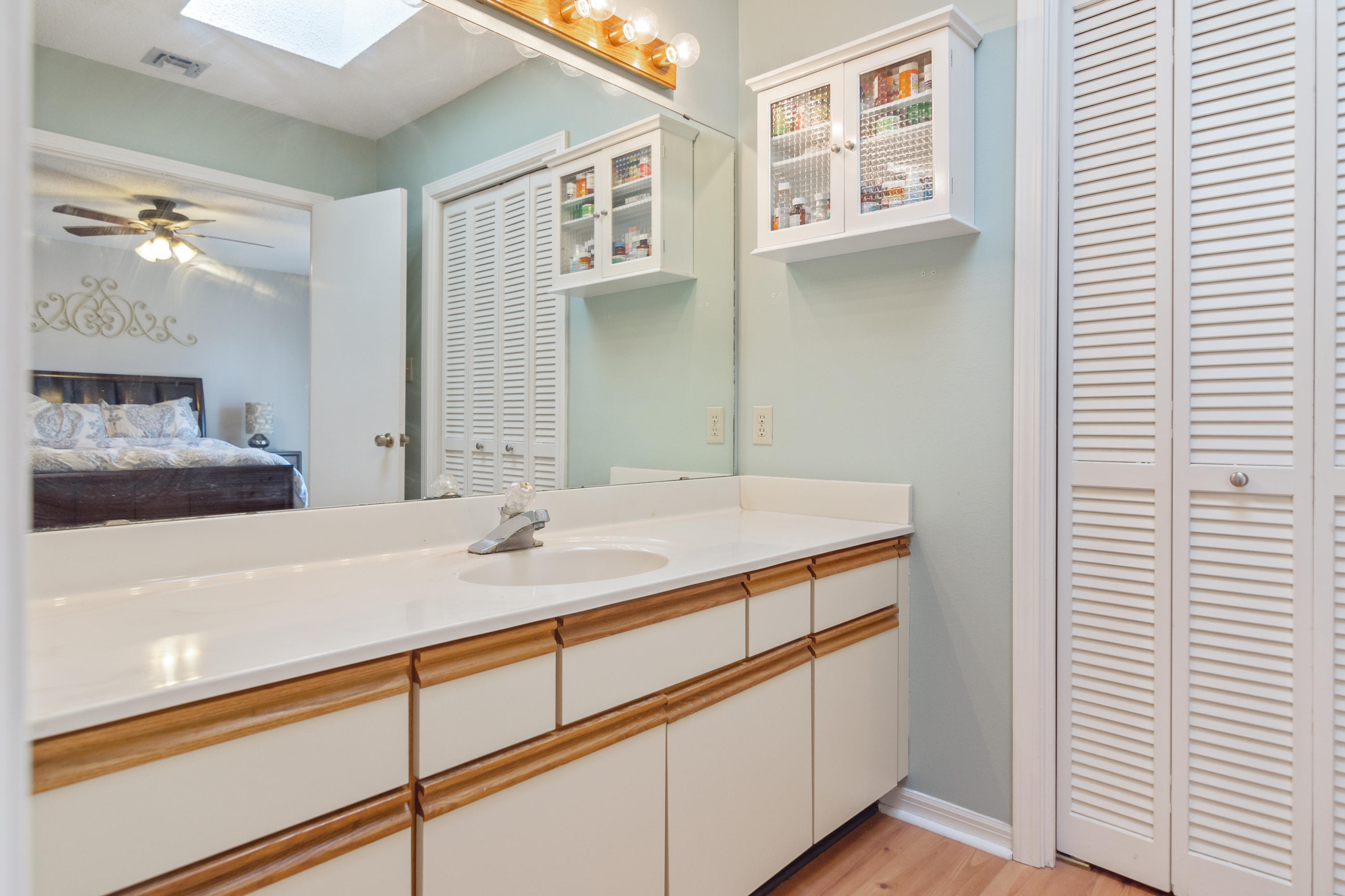 COUNTRY CLUB ESTATES 1 OF CRESTVIEW - Residential