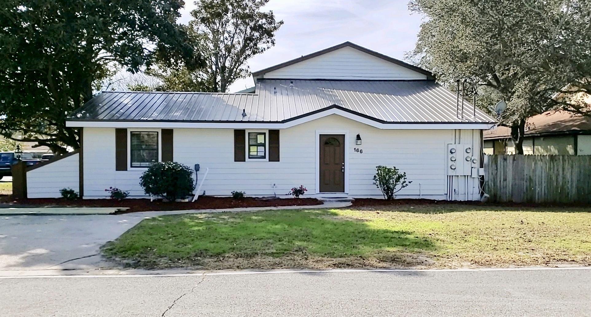 PINE RIDGE TRACE RESUB - Residential