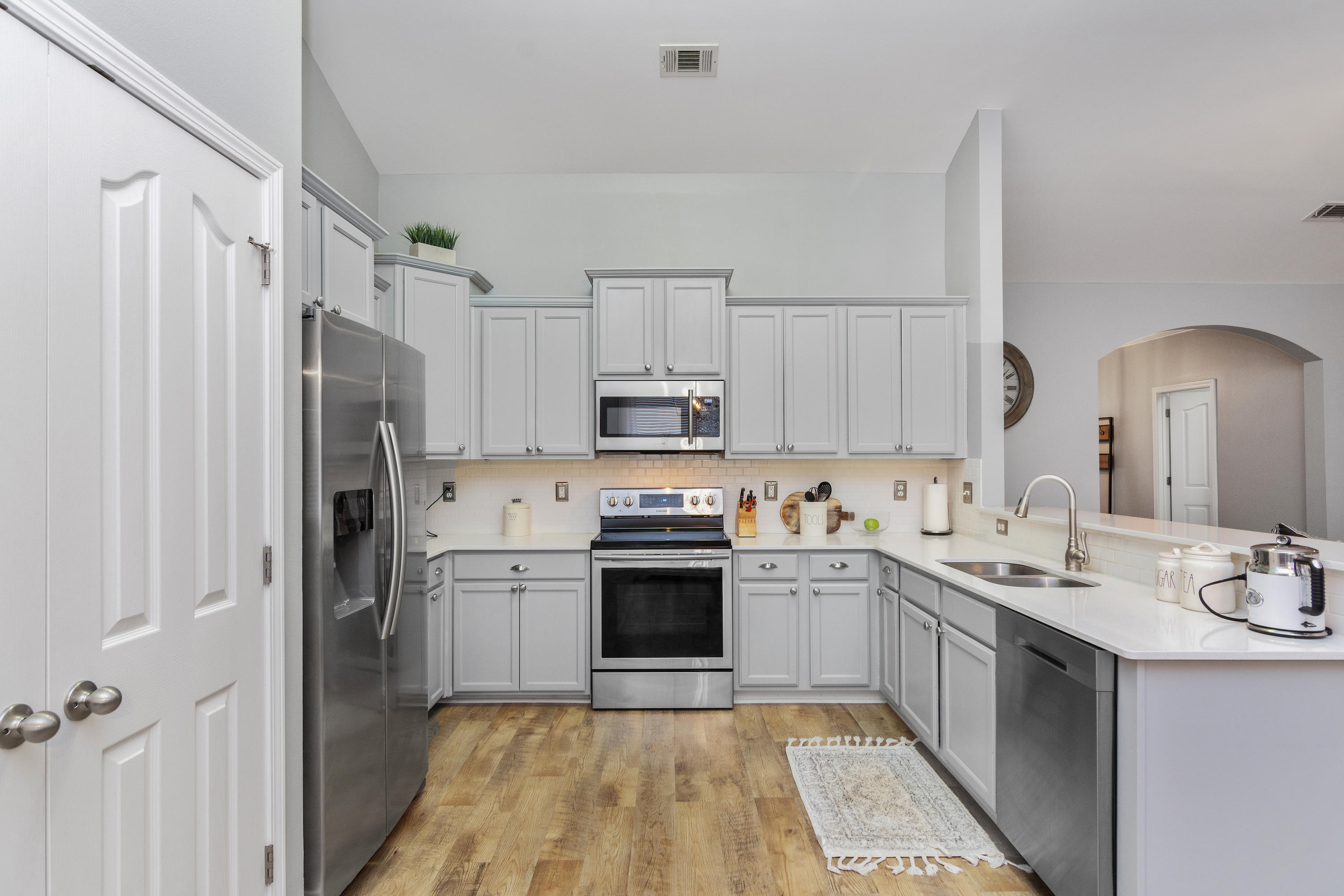 ROLLING RIDGE S/DLOT 19 - Residential