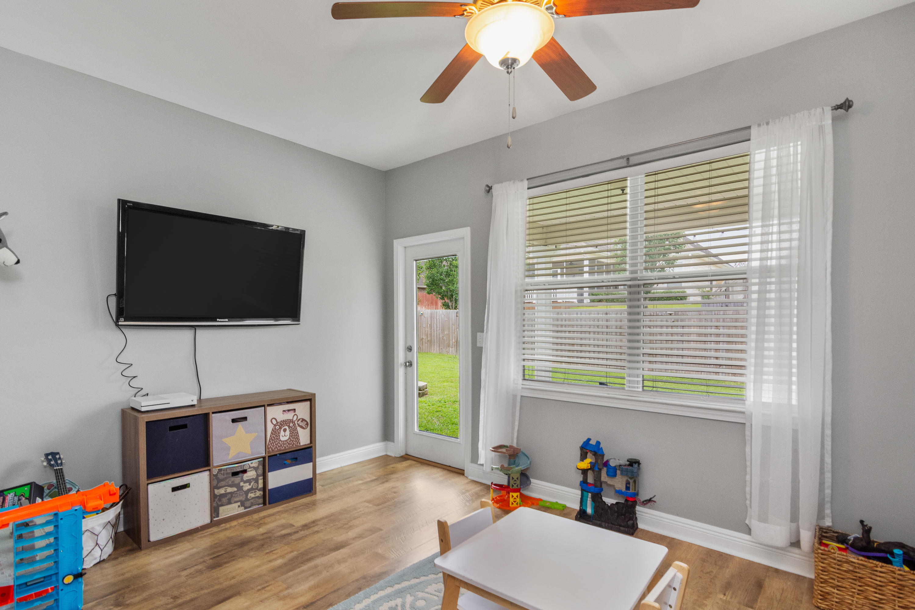 ROLLING RIDGE S/DLOT 19 - Residential