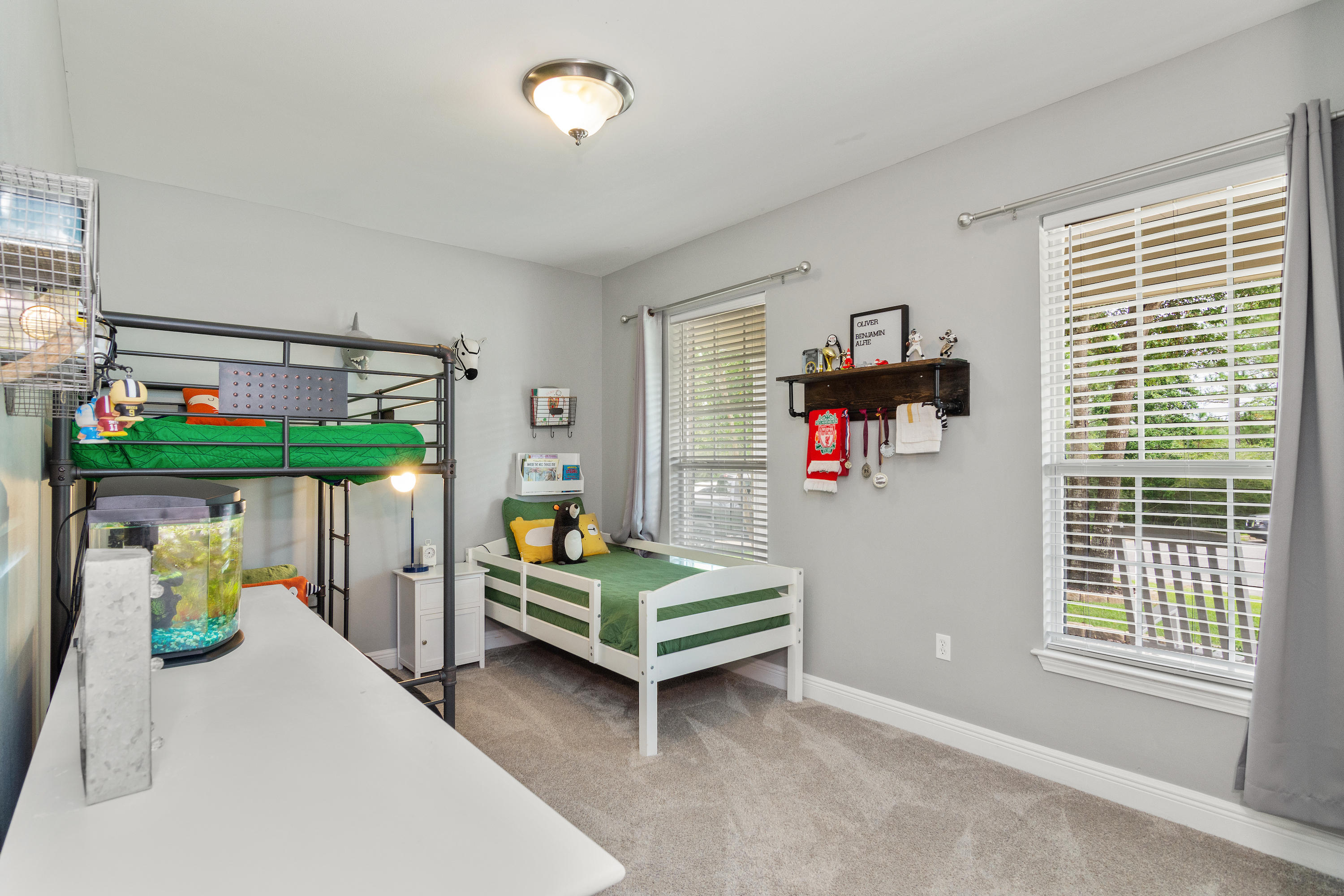 ROLLING RIDGE S/DLOT 19 - Residential