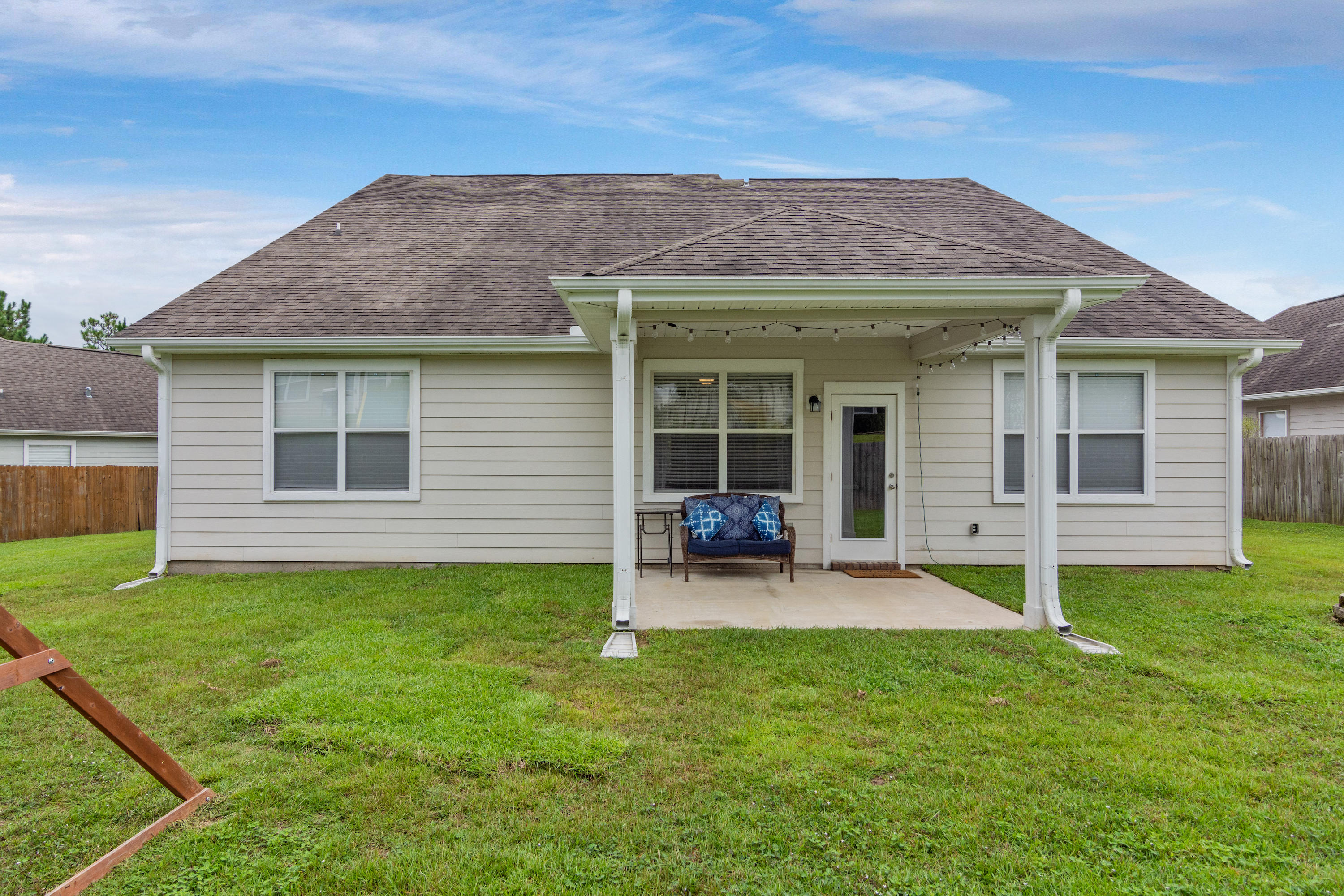 ROLLING RIDGE S/DLOT 19 - Residential