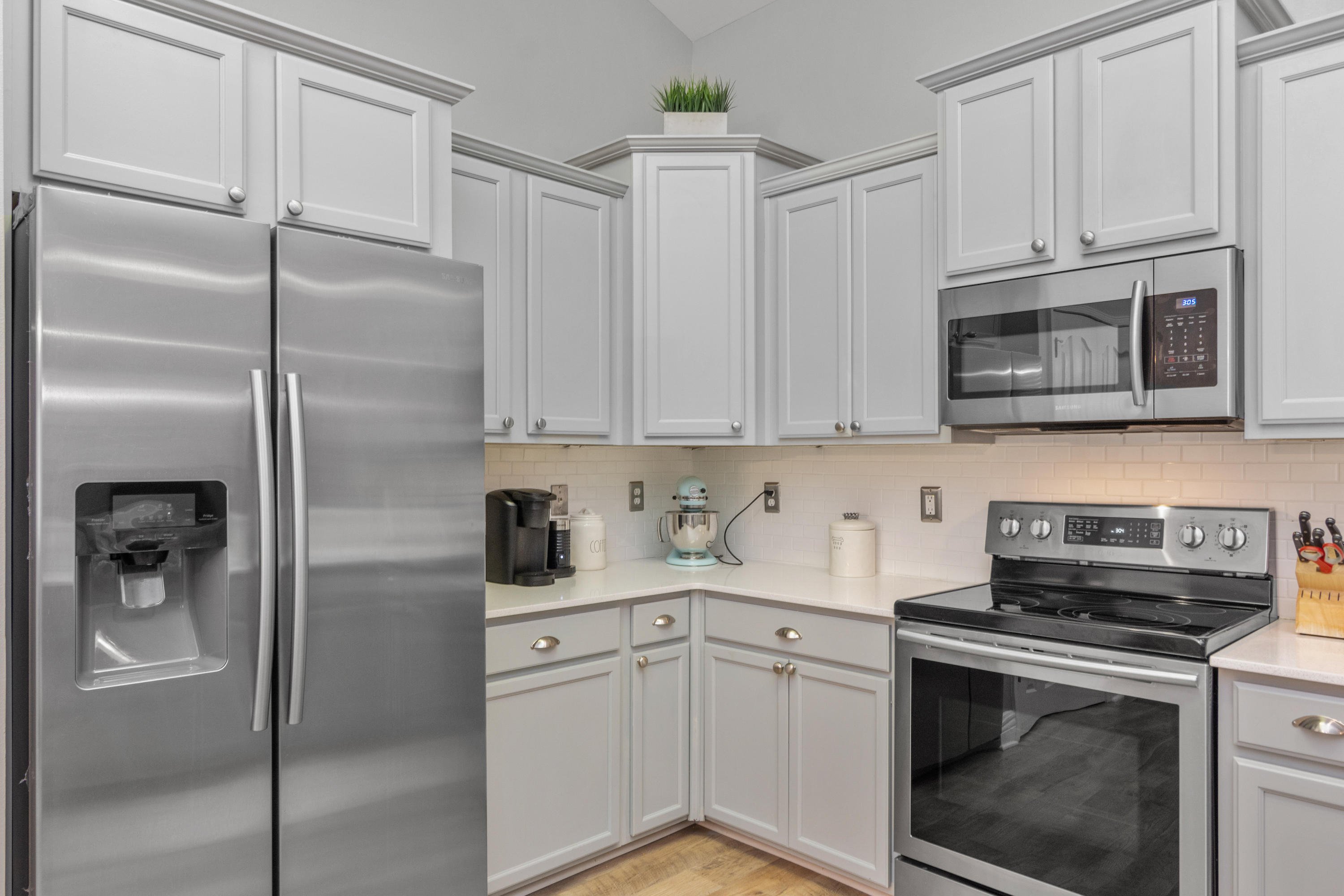 ROLLING RIDGE S/DLOT 19 - Residential