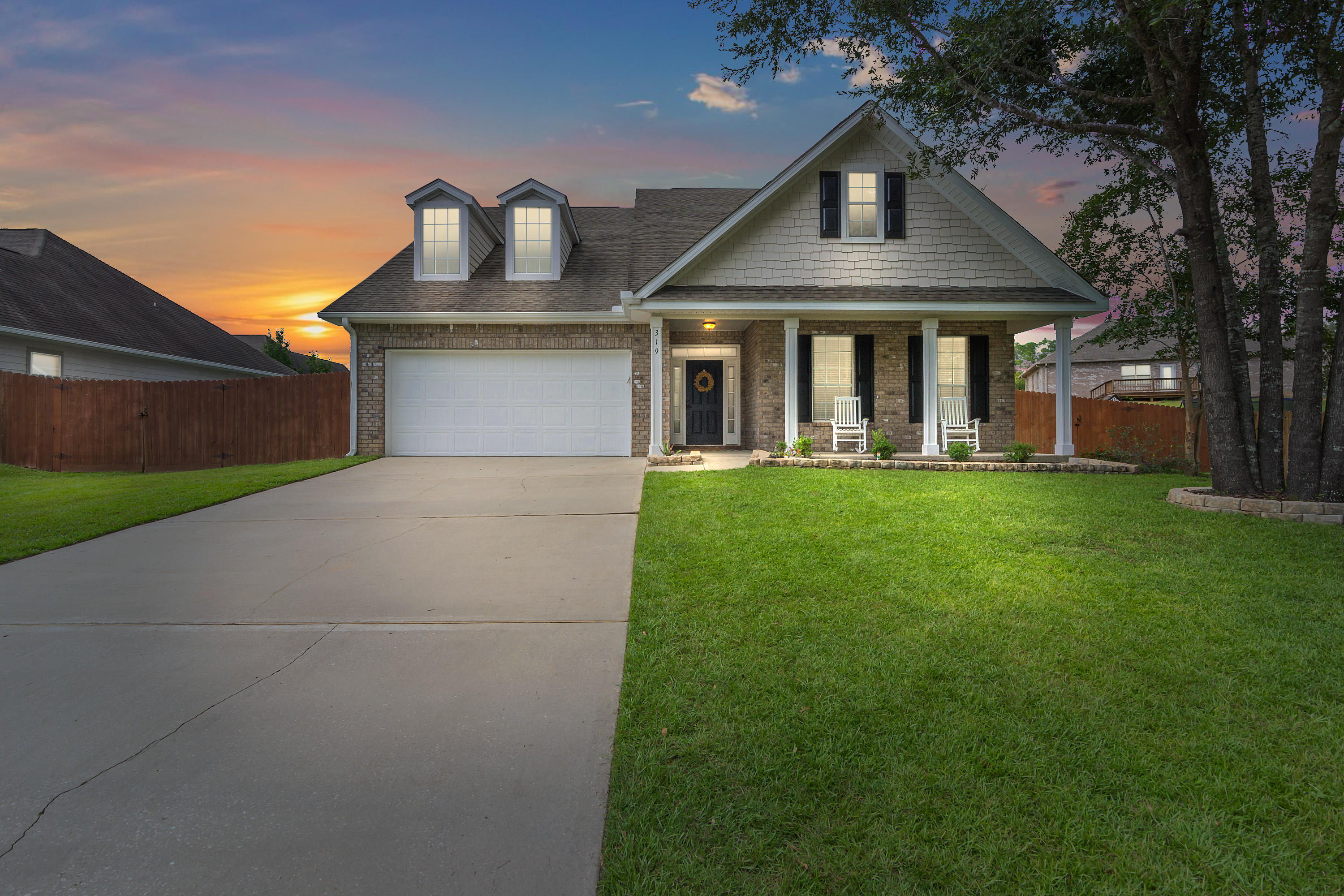 ROLLING RIDGE S/DLOT 19 - Residential