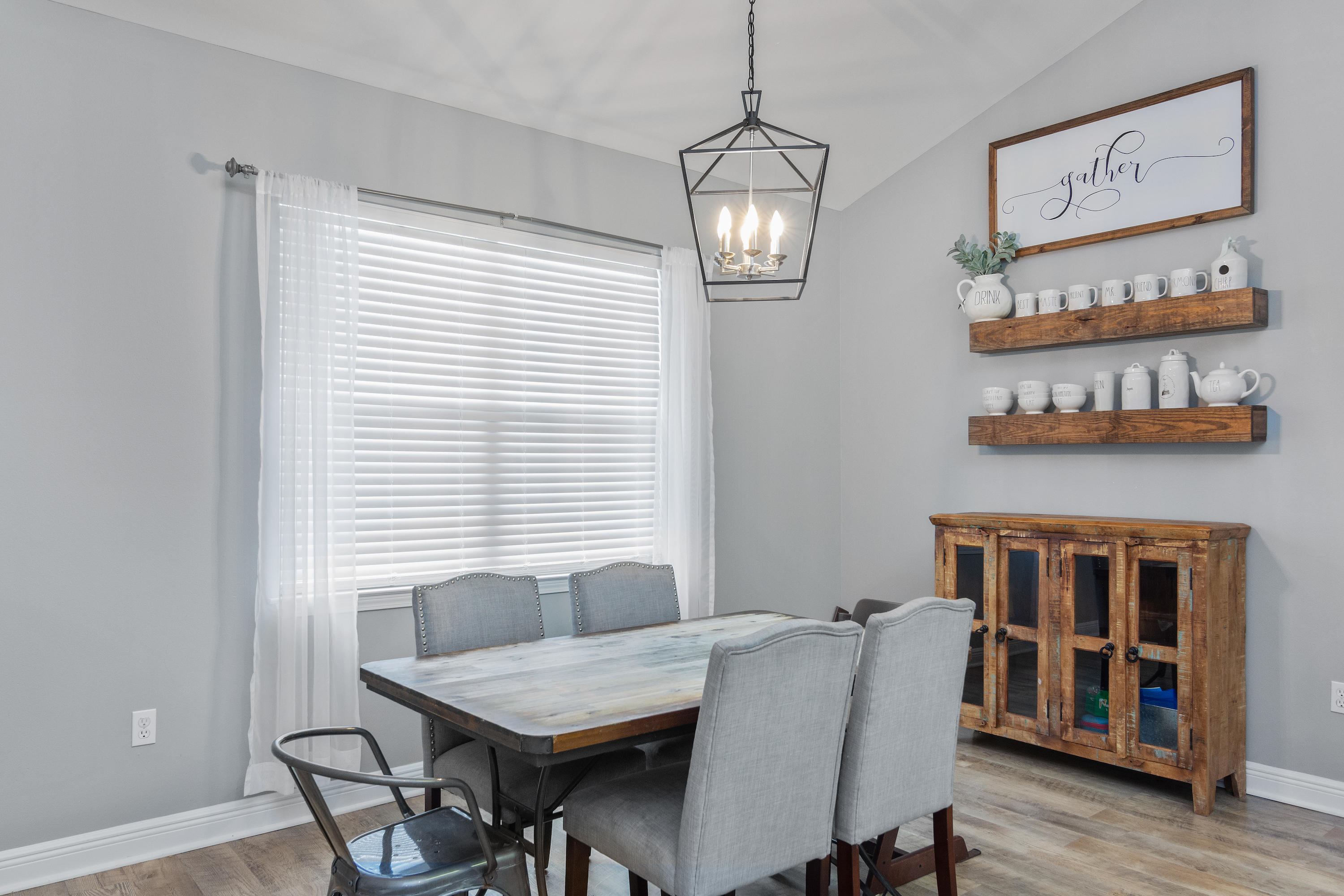 ROLLING RIDGE S/DLOT 19 - Residential