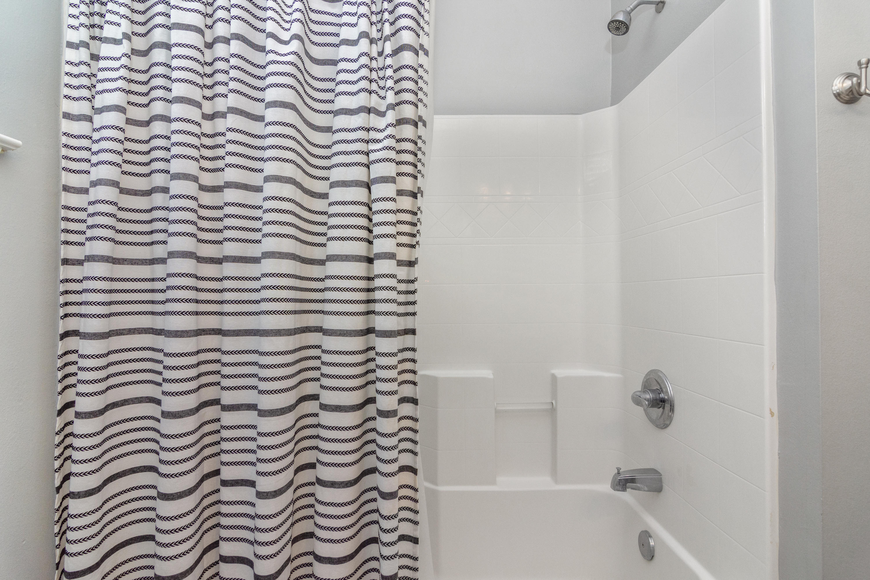 ROLLING RIDGE S/DLOT 19 - Residential