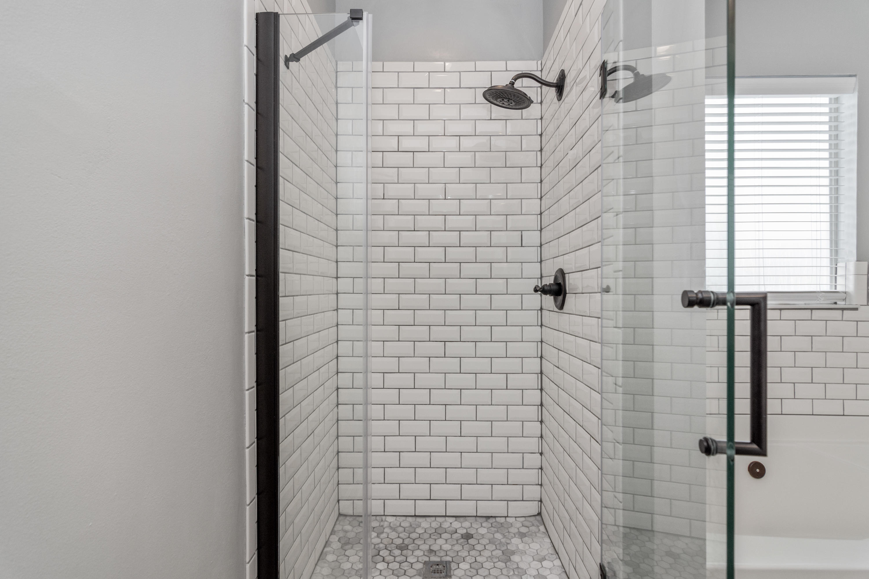 ROLLING RIDGE S/DLOT 19 - Residential