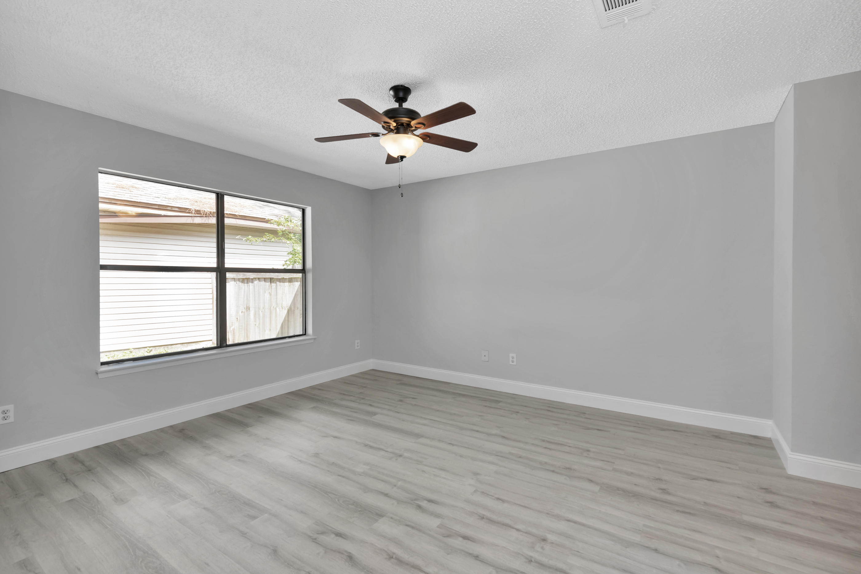 HIDDEN TRAILS PH 1 - Residential