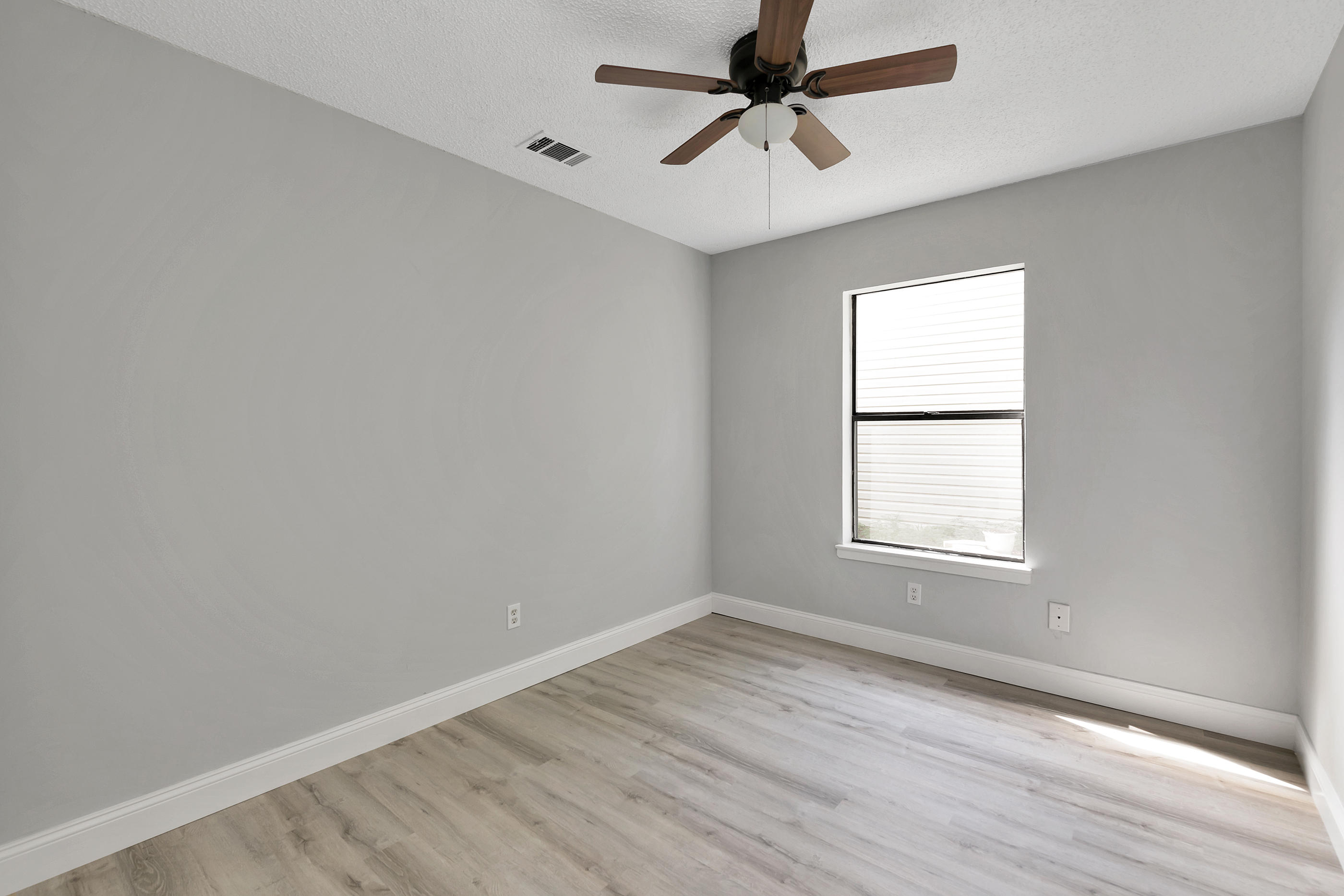 HIDDEN TRAILS PH 1 - Residential