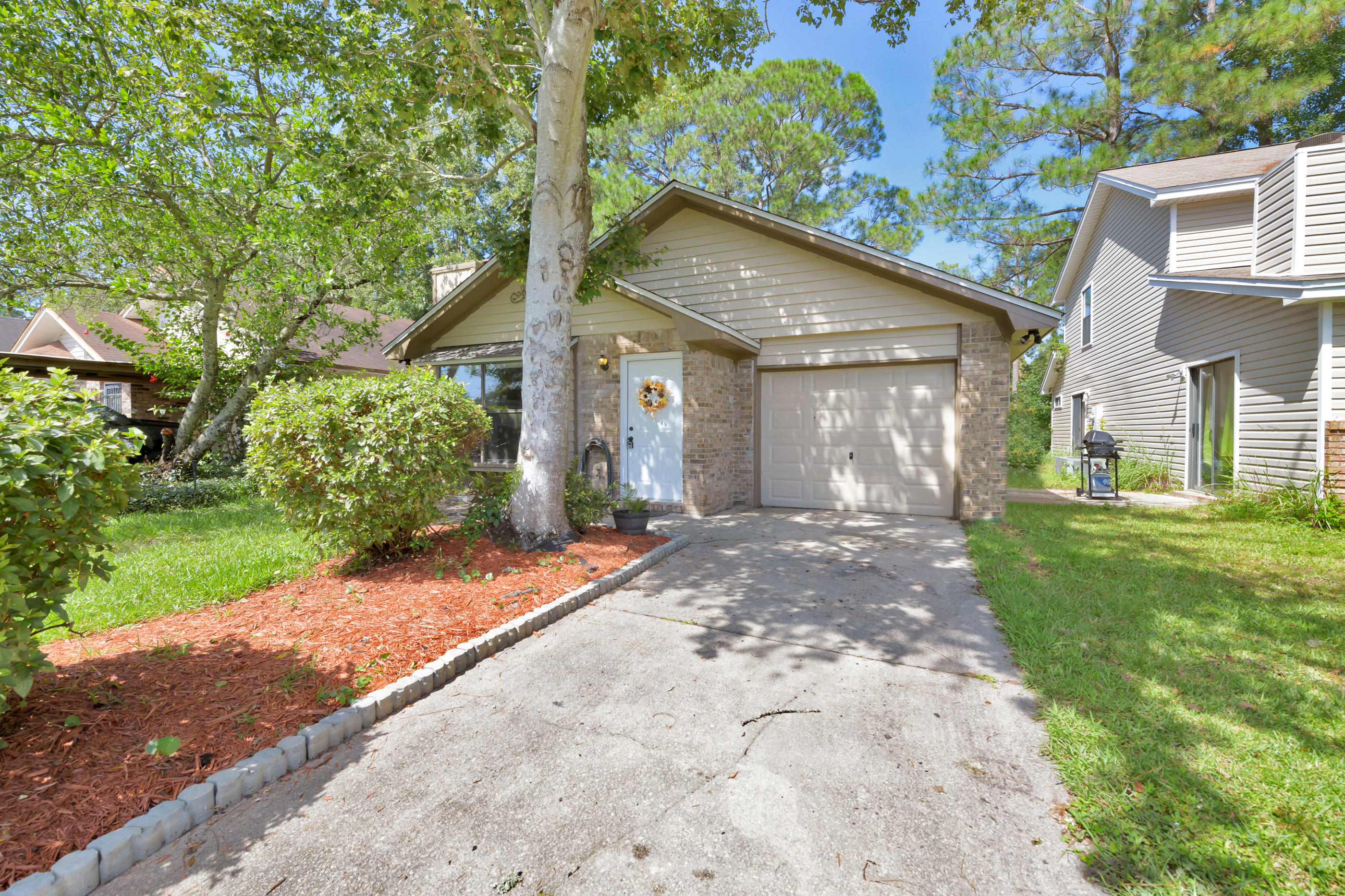 HIDDEN TRAILS PH 1 - Residential