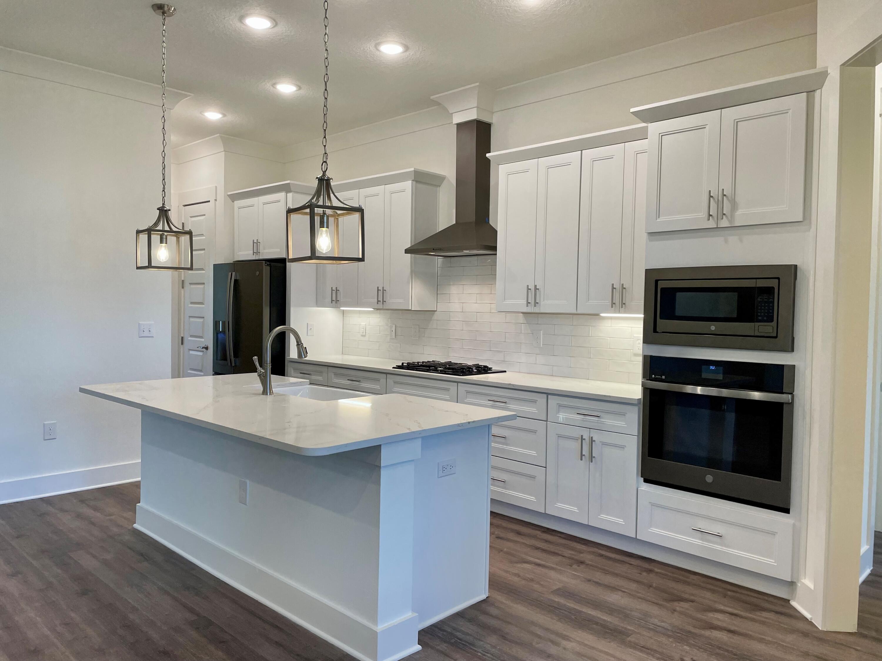 DEER MOSS CREEK - Residential