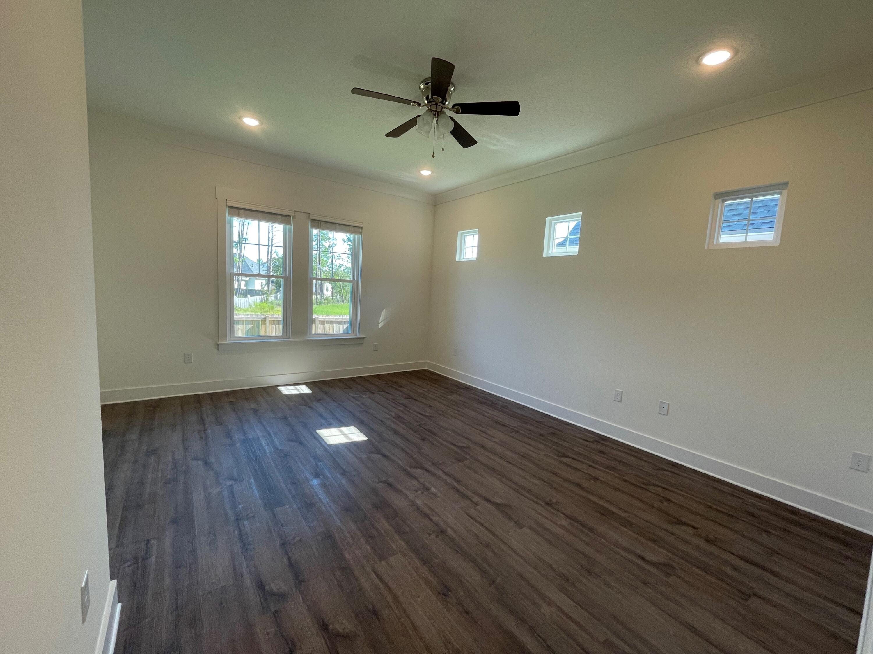 DEER MOSS CREEK - Residential