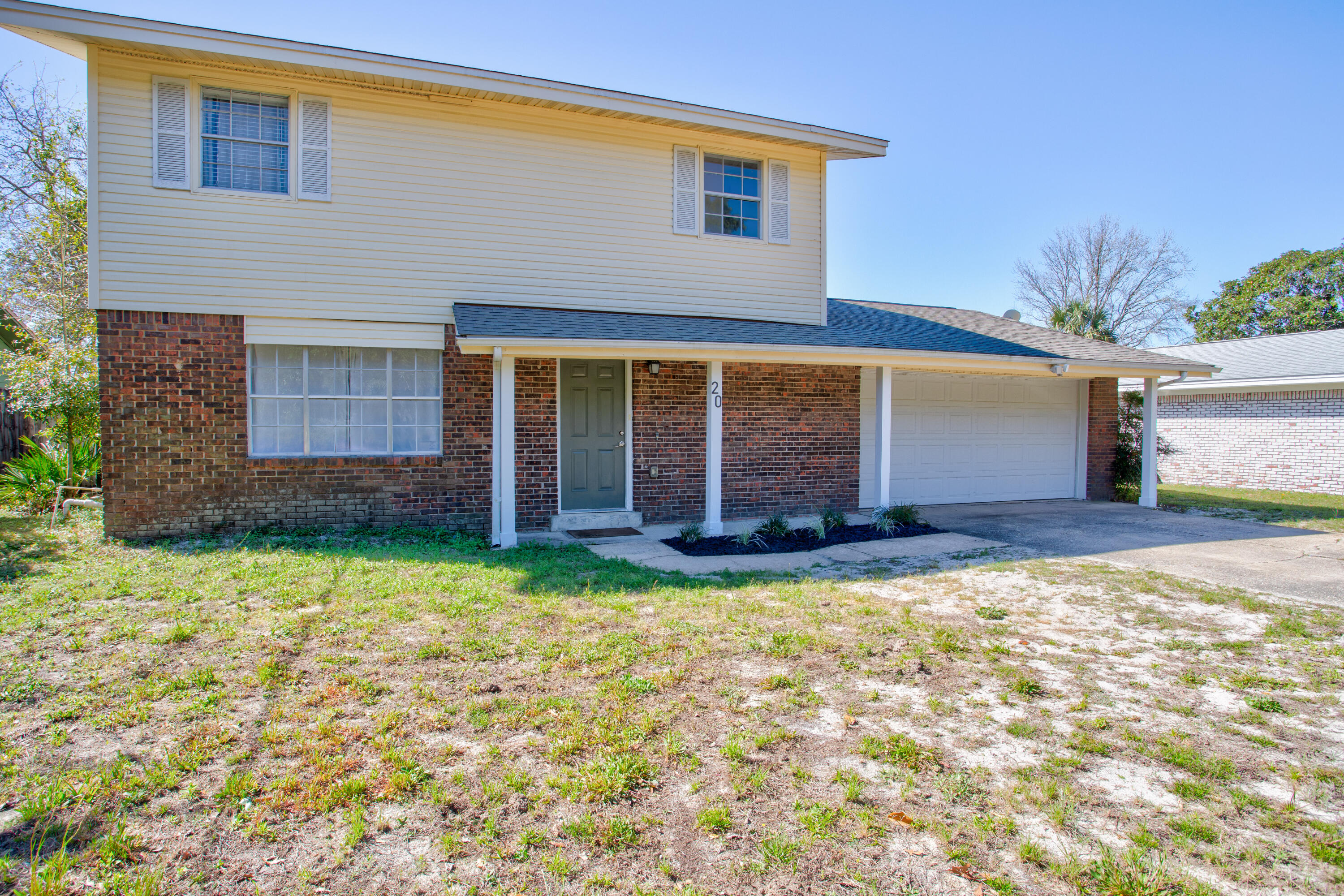 Seller credit assistance of $10,000 to Buyer & assumable 2.25% Interest Rate is offered for anyone interested!Beautiful two-story home featuring 3 bedrooms, 2.5 bathrooms, and 2,028 sq. ft. of living space. This home includes a spacious two-car garage and a newly renovated kitchen with modern finishes. Perfect for comfortable living with ample space for entertaining! Conveniently located minutes away from surrounding Air Force installations (Eglin AFB 15-20 / Hurlburt Field 5-10). Outside features a spacious backyard, an ideal setting for entertaining guests and hosting gatherings!