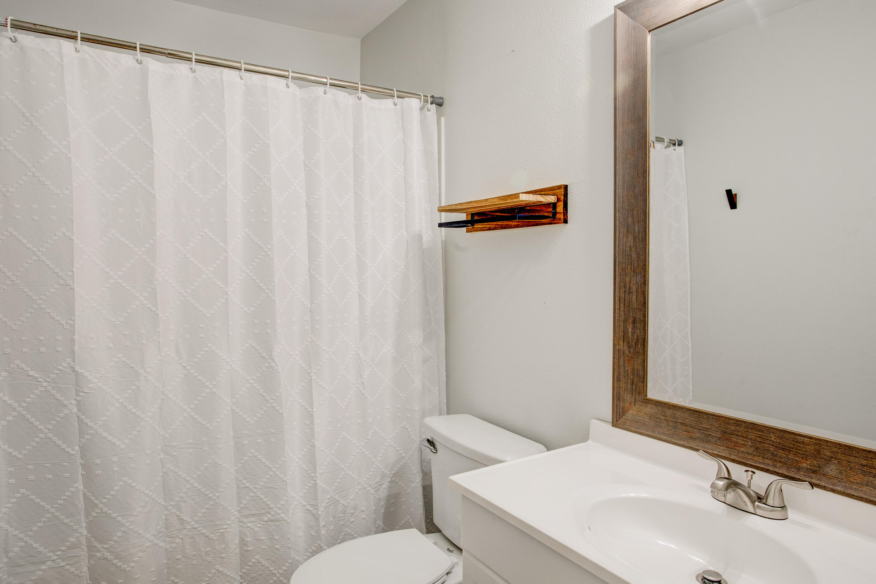 CASA LOMA S/D LOT 20 BLK 4 LESS W 3 FT - Residential