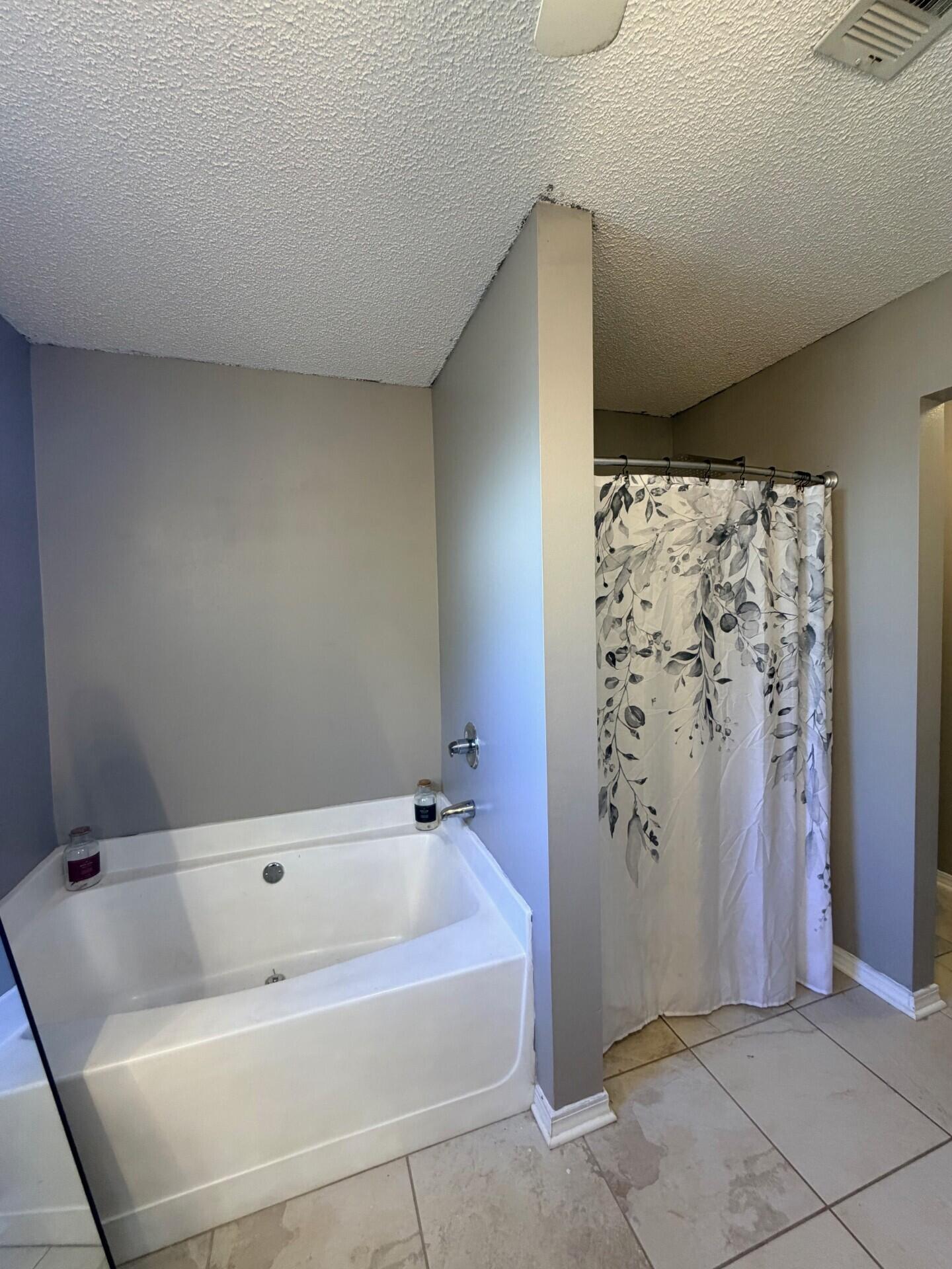 NORTHVIEW ESTATES 6TH ADDN - Residential Lease