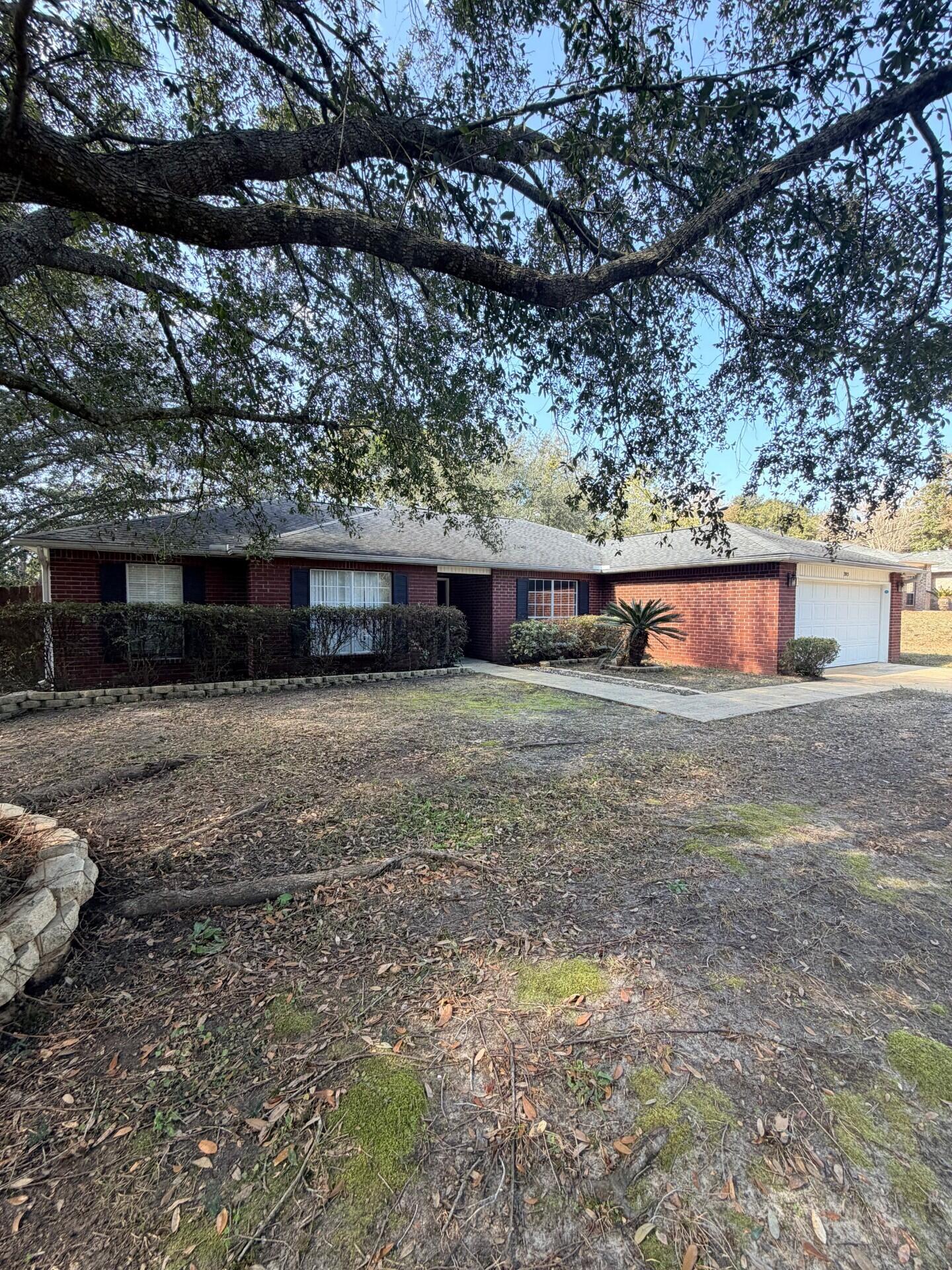 NORTHVIEW ESTATES 6TH ADDN - Residential Lease