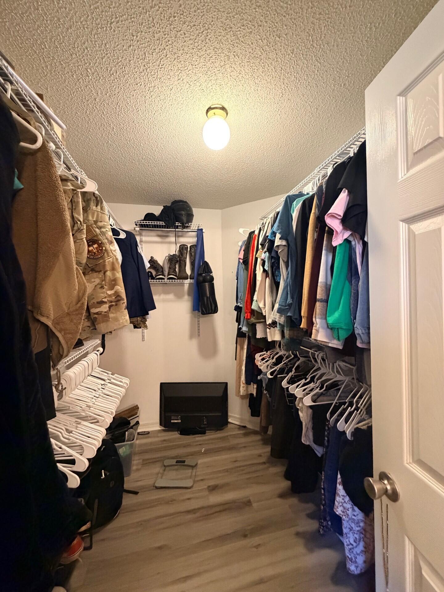 NORTHVIEW ESTATES 6TH ADDN - Residential Lease