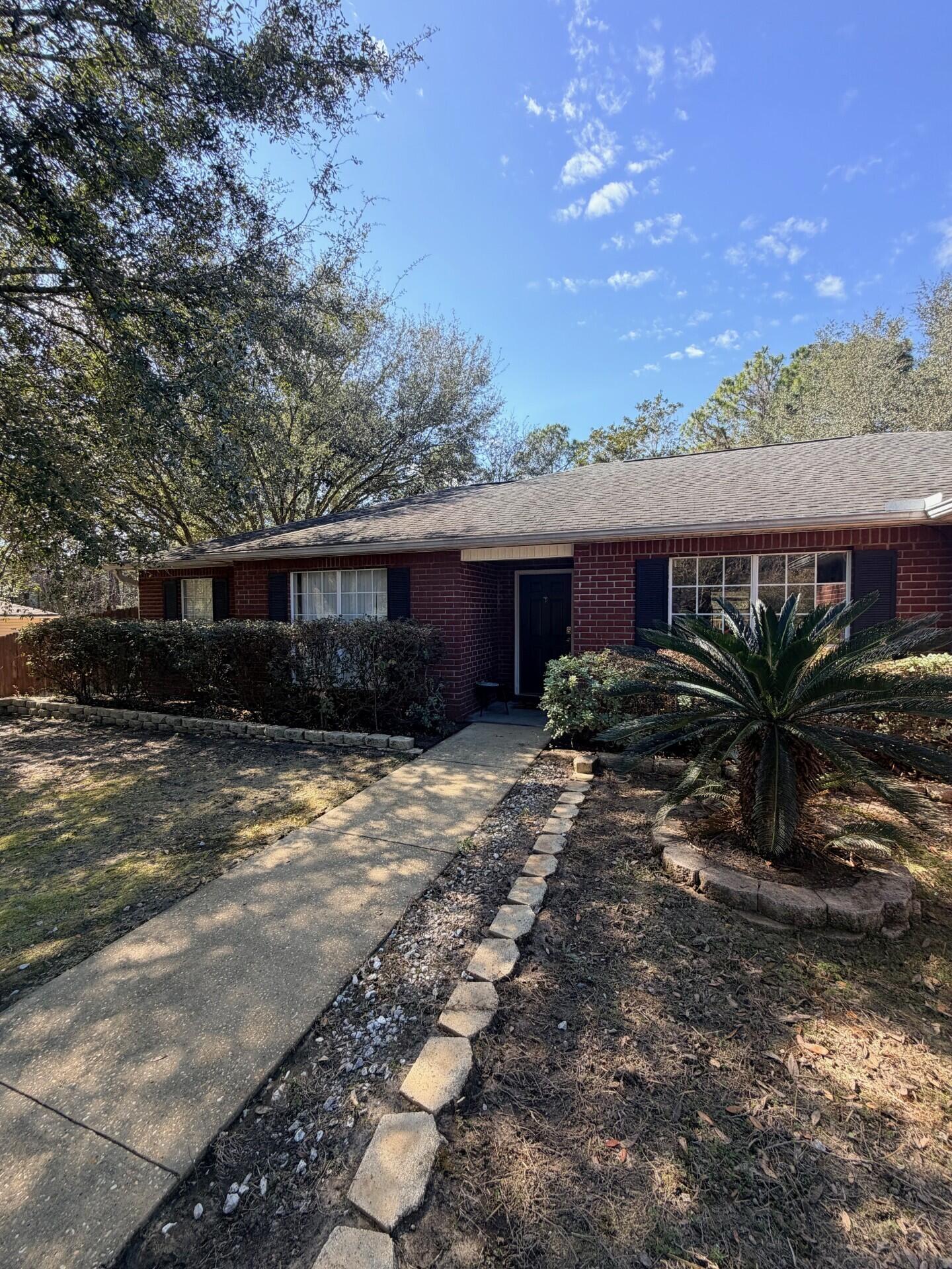 NORTHVIEW ESTATES 6TH ADDN - Residential Lease