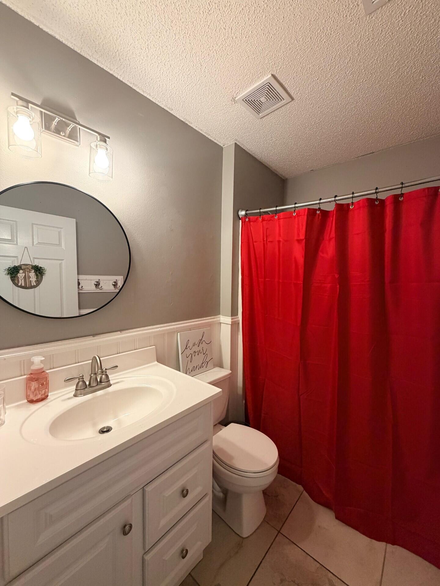 NORTHVIEW ESTATES 6TH ADDN - Residential Lease