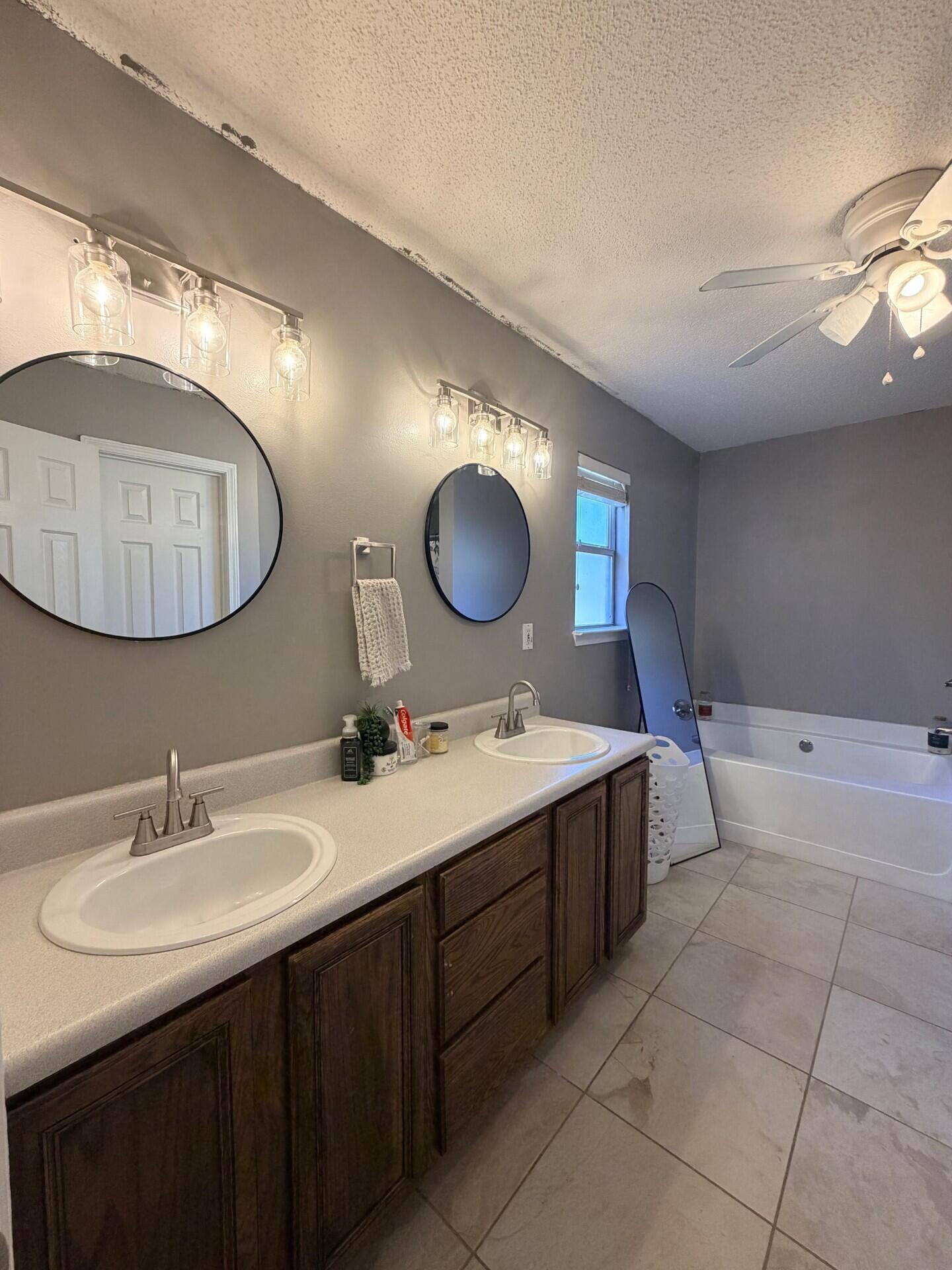 NORTHVIEW ESTATES 6TH ADDN - Residential Lease