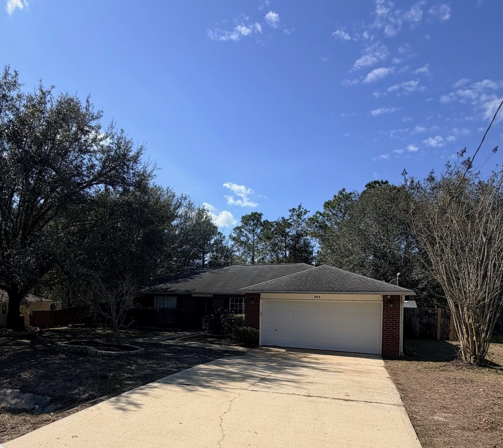 NORTHVIEW ESTATES 6TH ADDN - Residential Lease