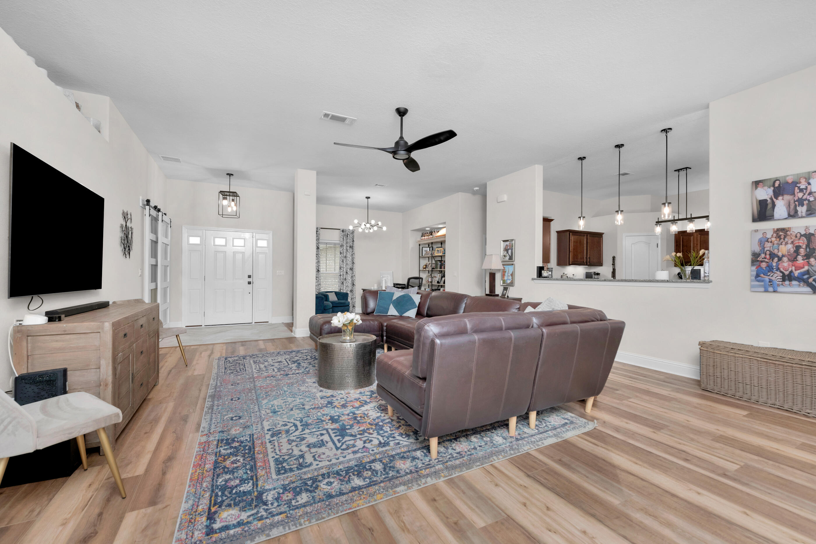 HOLLEY BY THE SEA - Residential