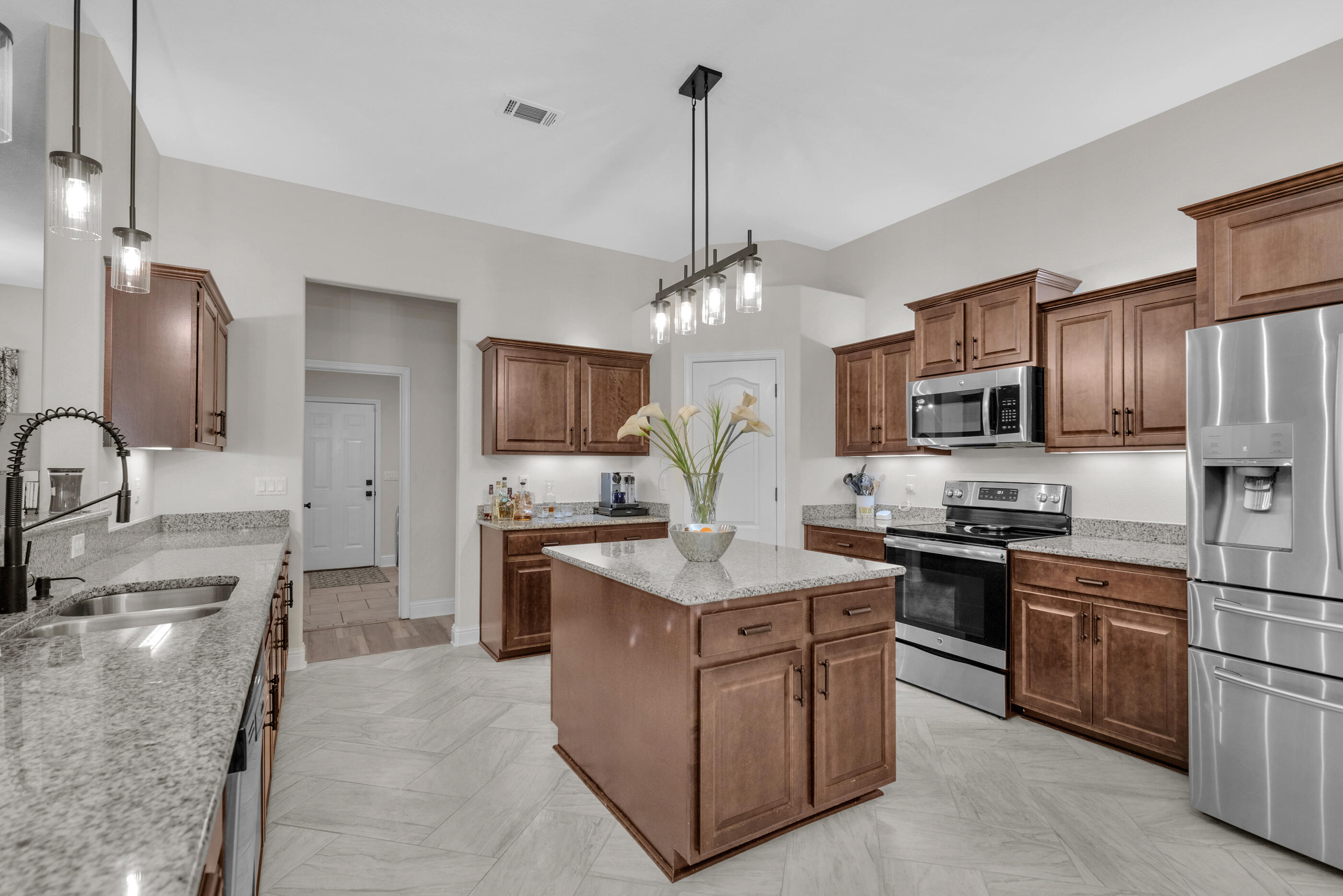 HOLLEY BY THE SEA - Residential