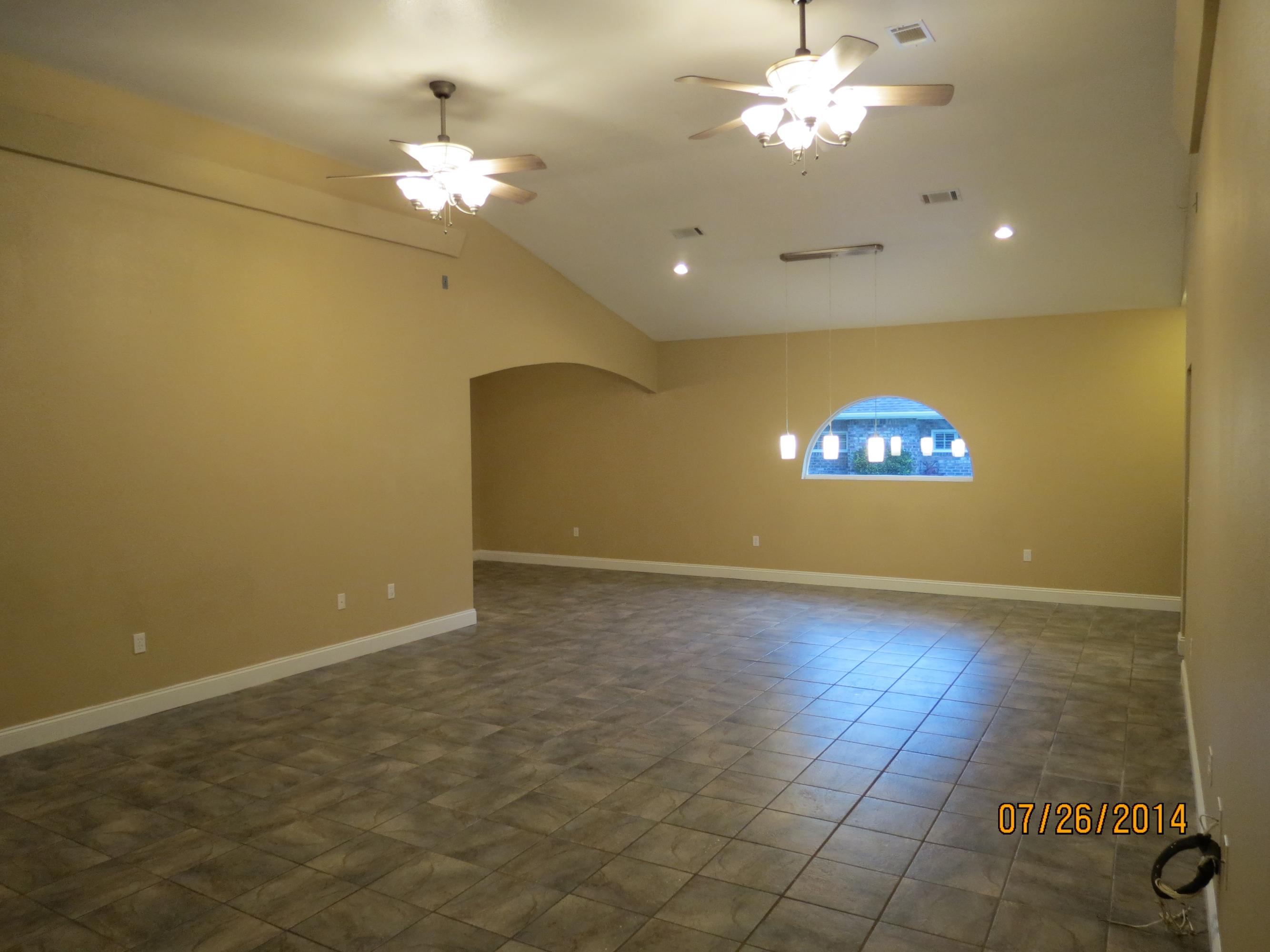 SILVER OAKS PH 1 - Residential