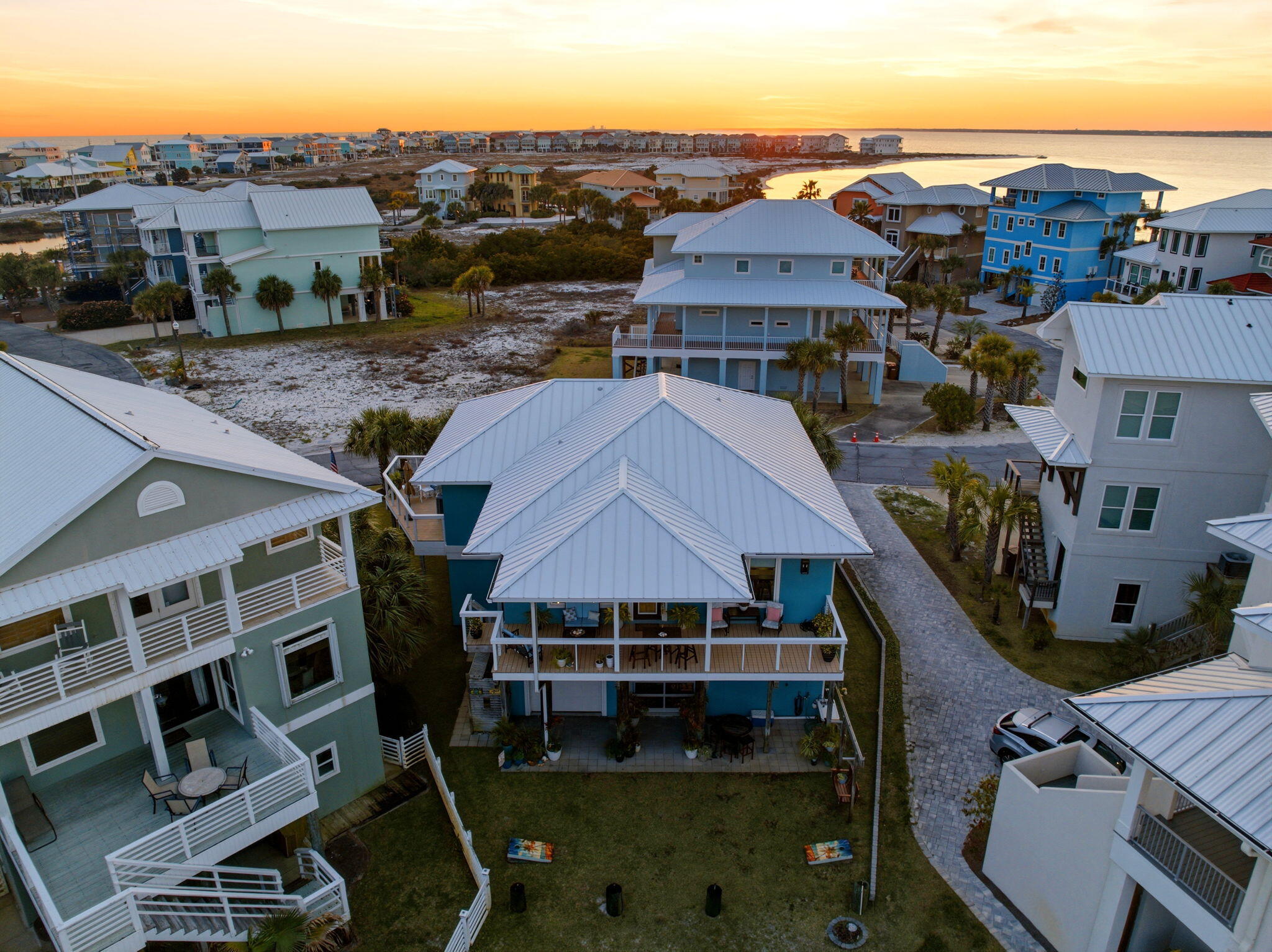 CARIBBEAN ISLES - Residential