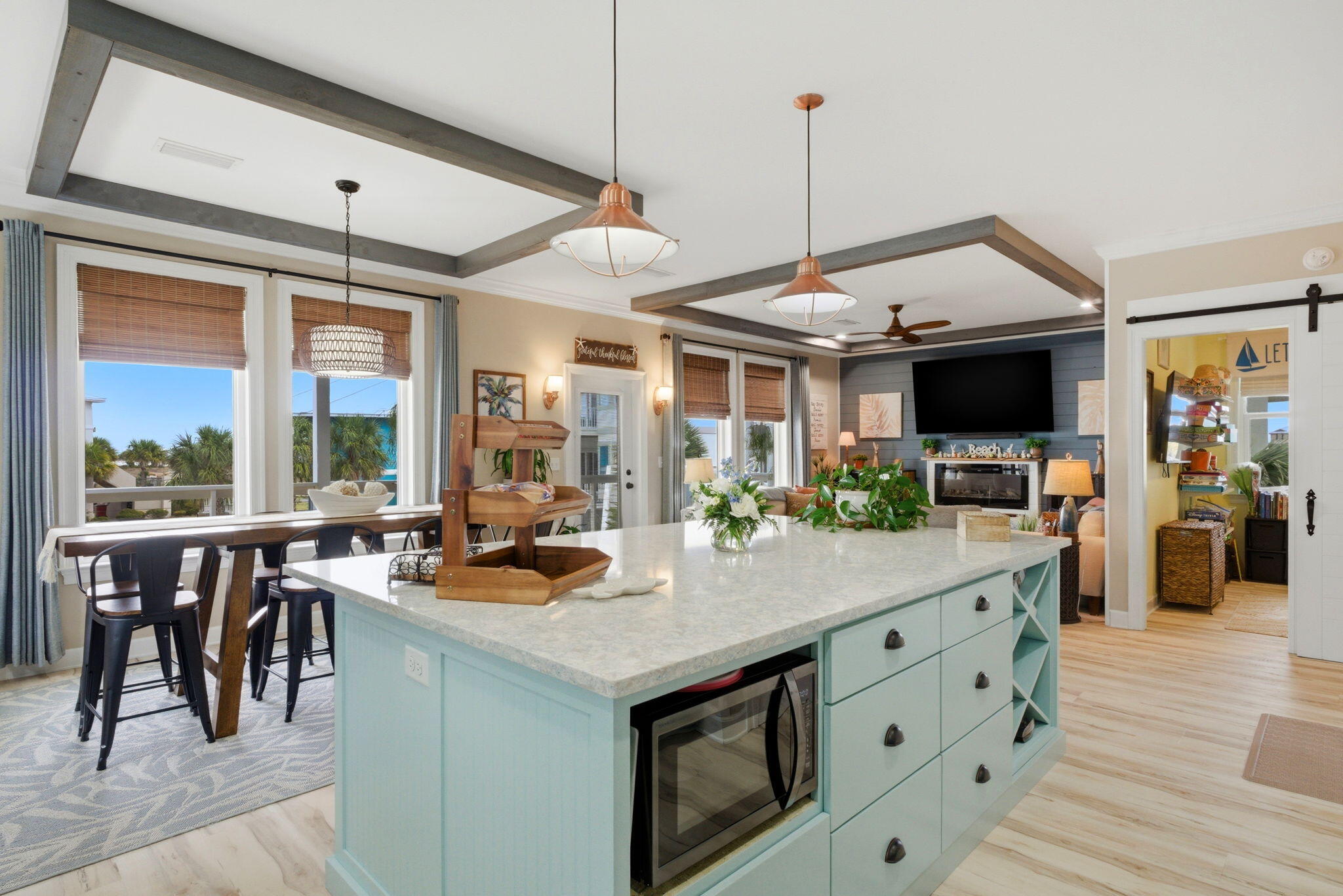 CARIBBEAN ISLES - Residential