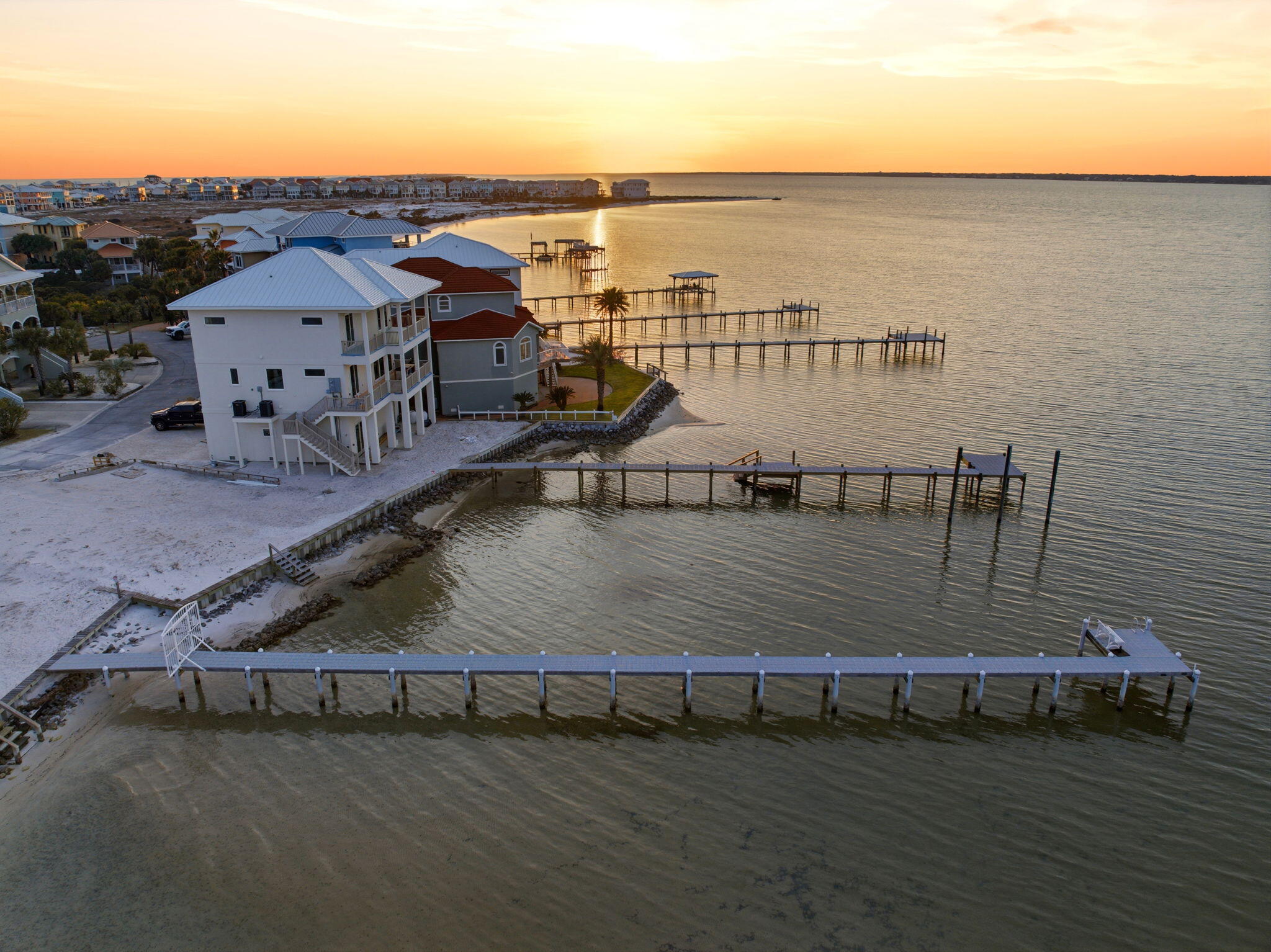 CARIBBEAN ISLES - Residential