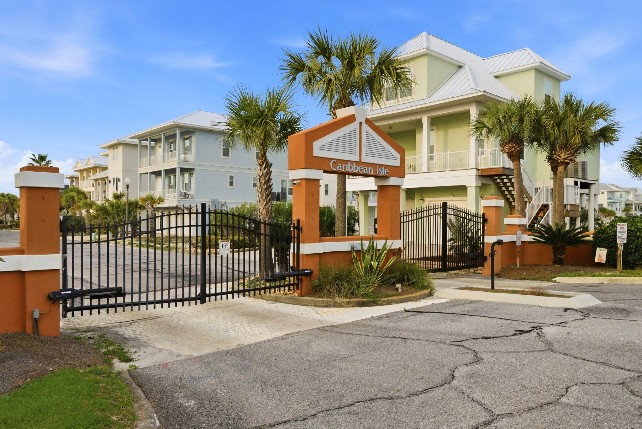 CARIBBEAN ISLES - Residential