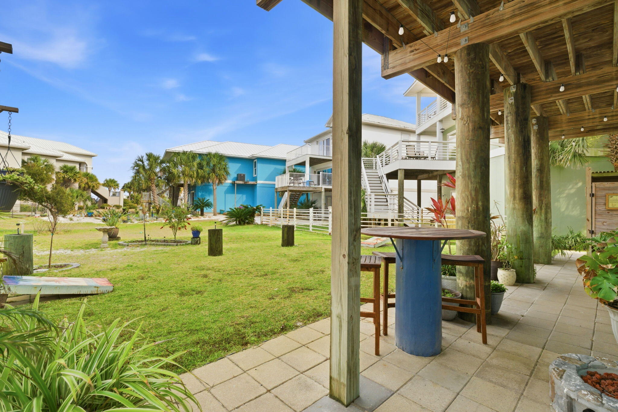 CARIBBEAN ISLES - Residential