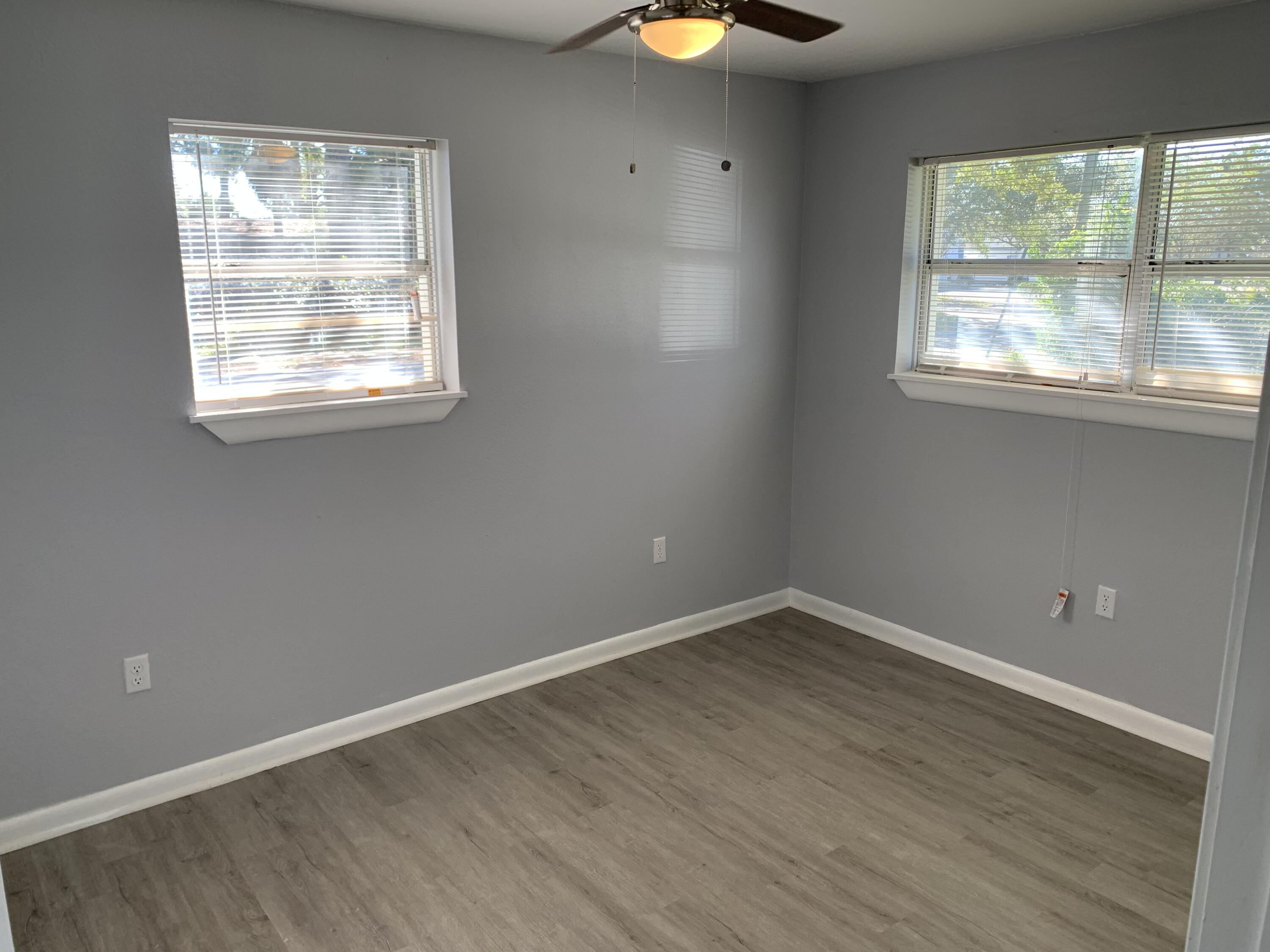 SEABREEZE 4TH ADDN - Residential Lease