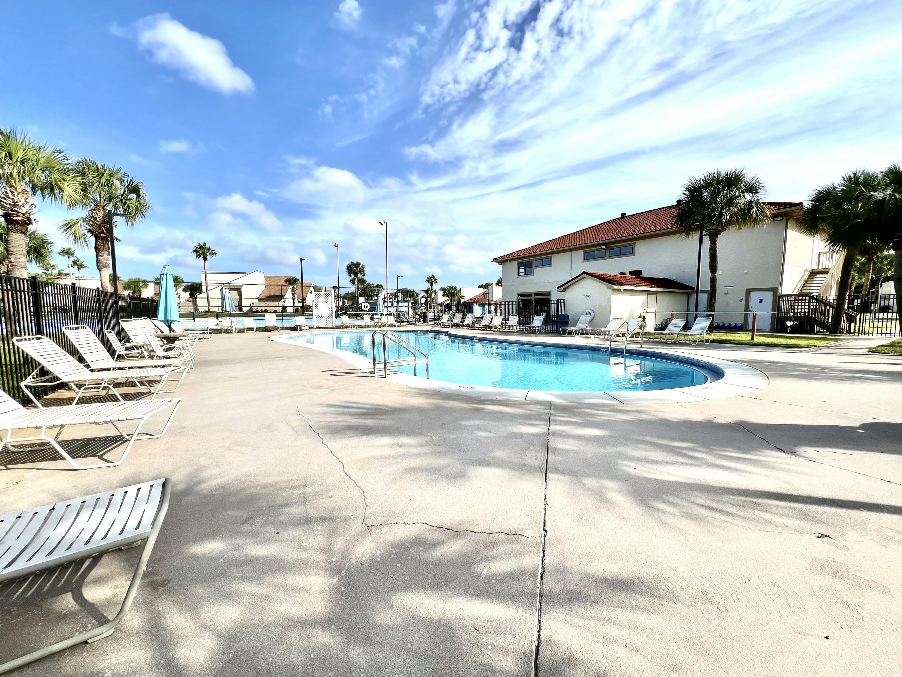 HORIZON SOUTH X - Residential Lease