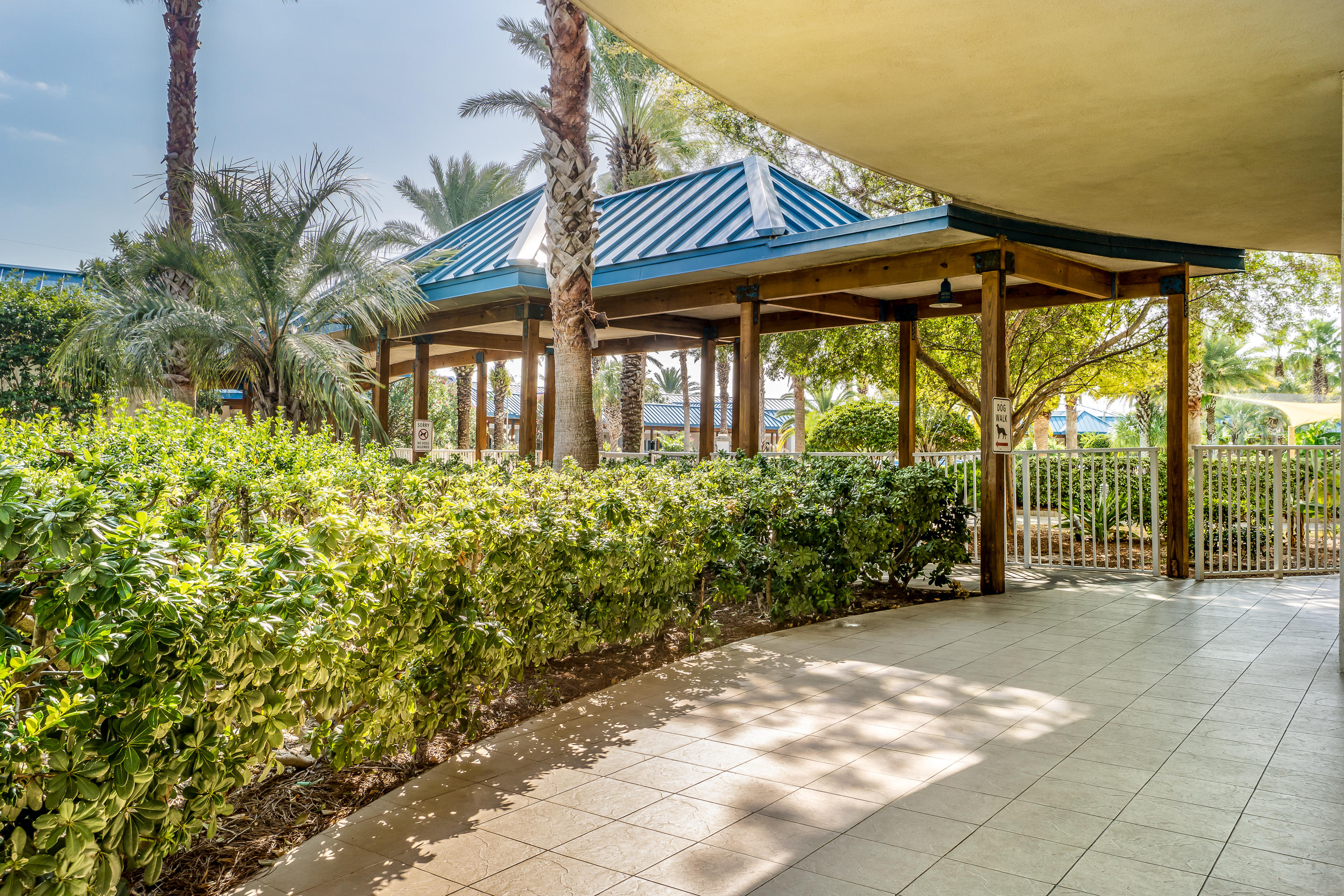 THE PALMS OF DESTIN - Residential