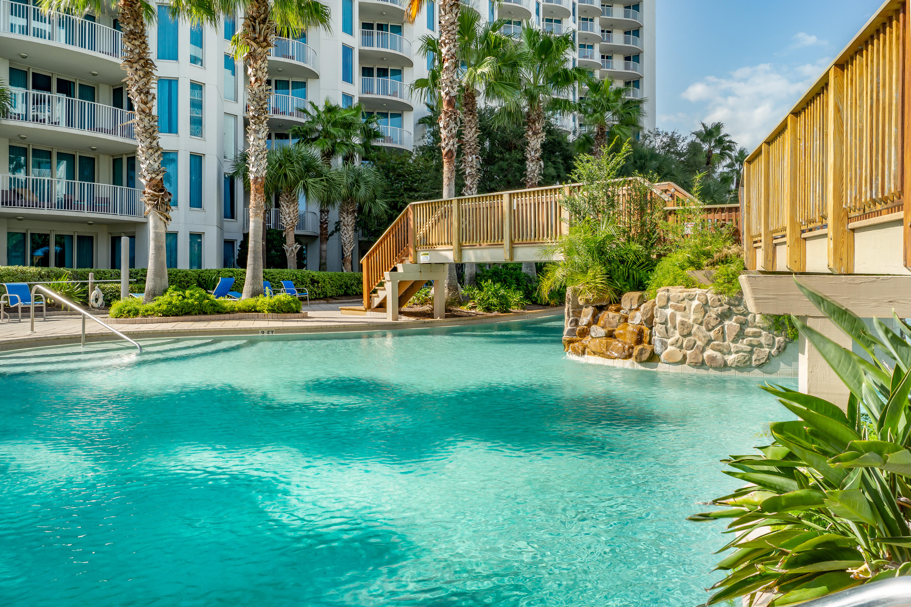 THE PALMS OF DESTIN - Residential