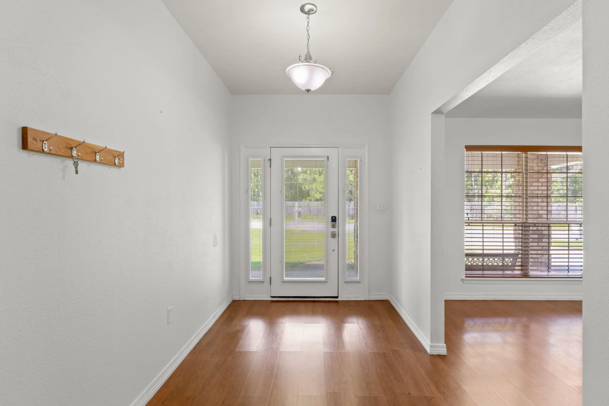 Navarre, Florida 32566, United States, 5 Bedrooms Bedrooms, ,3 BathroomsBathrooms,Residential,Active,199723