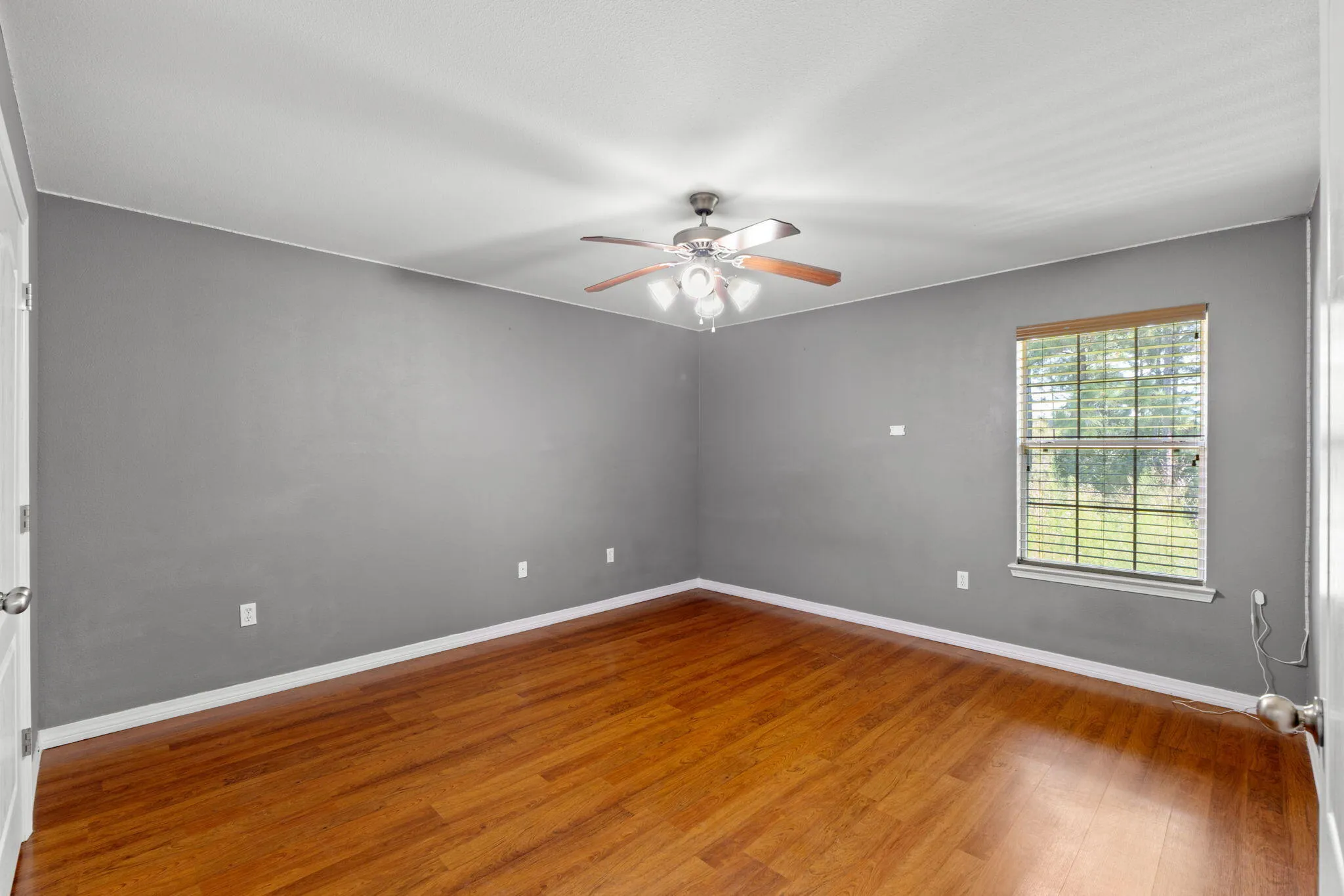 Navarre, Florida 32566, United States, 5 Bedrooms Bedrooms, ,3 BathroomsBathrooms,Residential,Active,199723