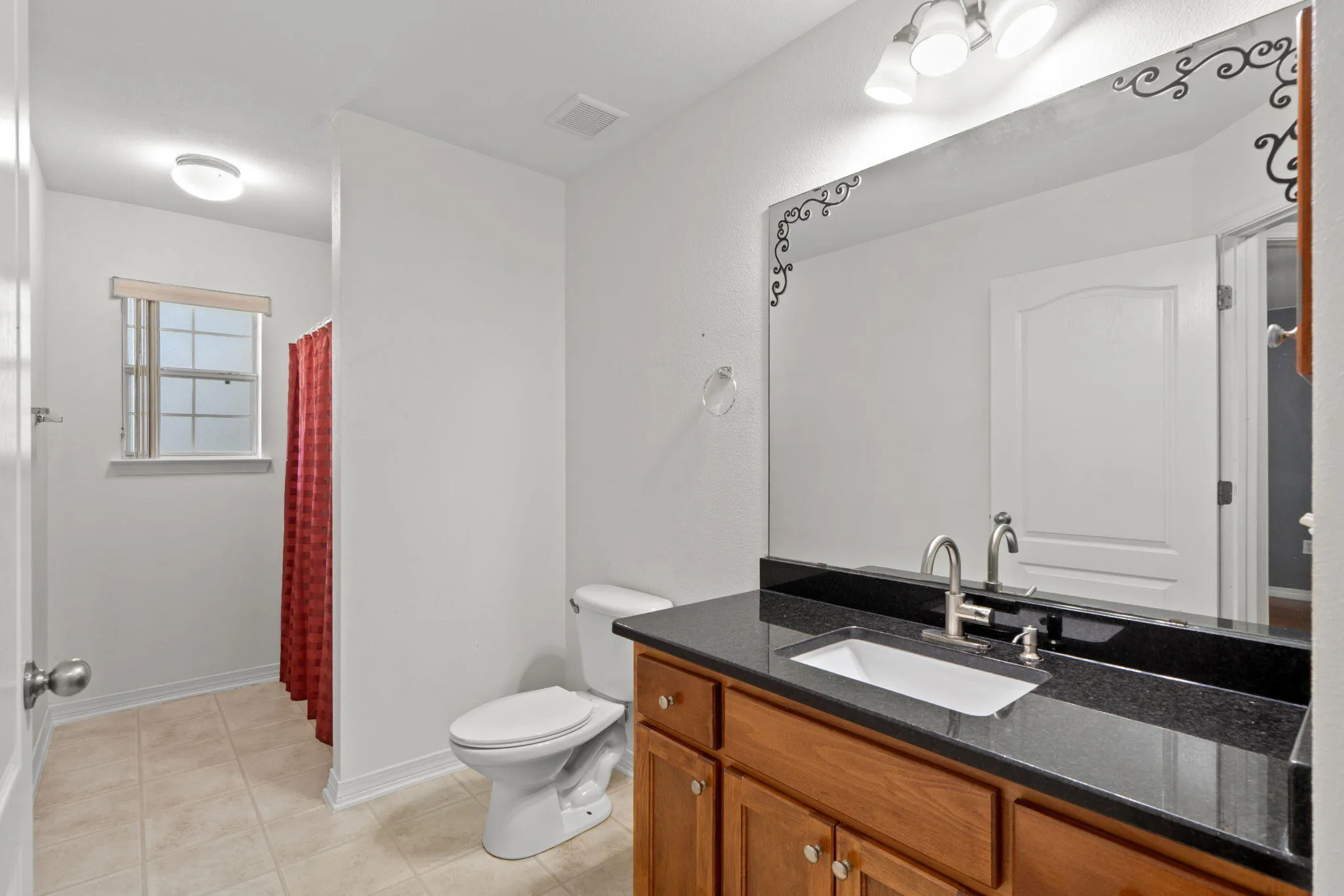 Navarre, Florida 32566, United States, 5 Bedrooms Bedrooms, ,3 BathroomsBathrooms,Residential,Active,199723