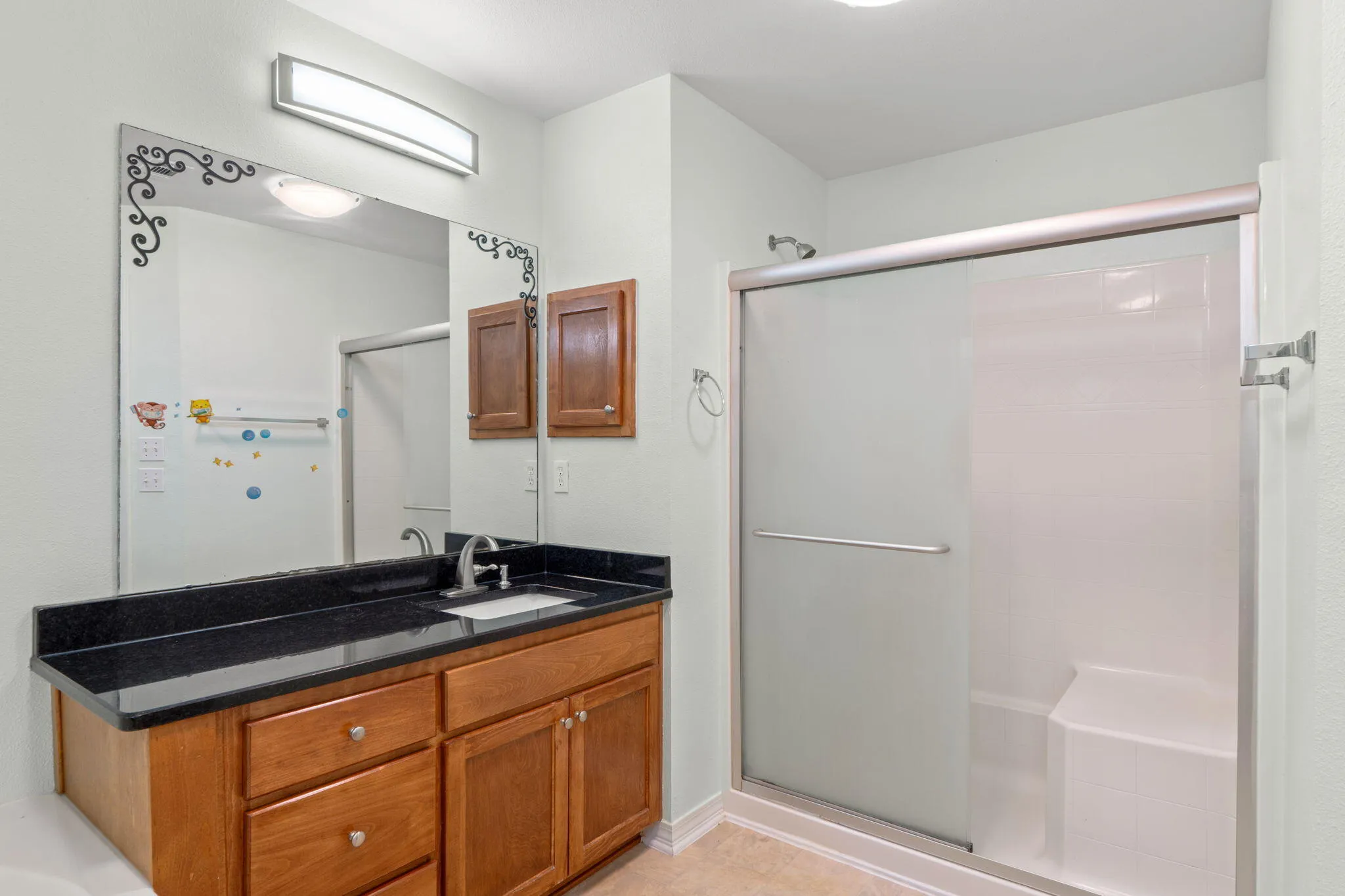 Navarre, Florida 32566, United States, 5 Bedrooms Bedrooms, ,3 BathroomsBathrooms,Residential,Active,199723