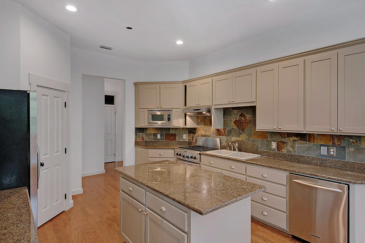 WILD HERON - Residential