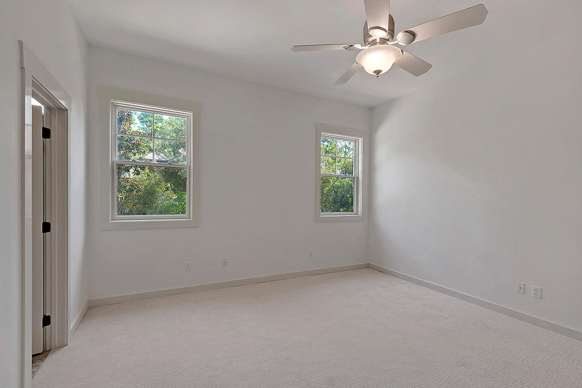 WILD HERON - Residential